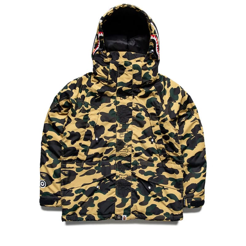 BAPE A Bathing Ape 1st Camo Shark Snowboard Jacket - Yellow