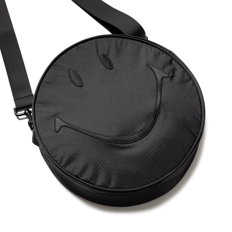 Market Smiley Large Crossbody Bag - Black