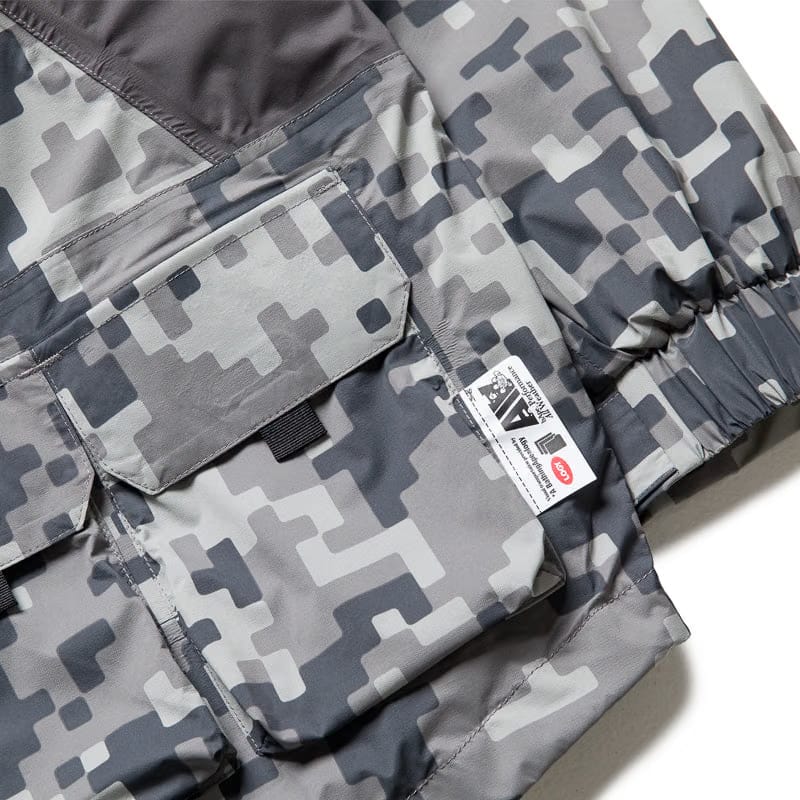BAPE Kazuki Kuraishi x A Bathing Ape Pixelate Camo Snowboard 2-Layer Jacket - Charcoal