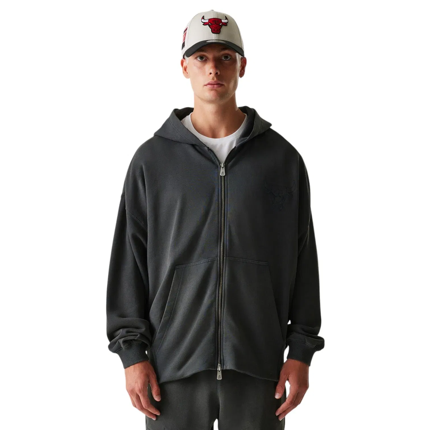 New Era Zip Hoodie Oversize Chicago Bulls Dark Grey