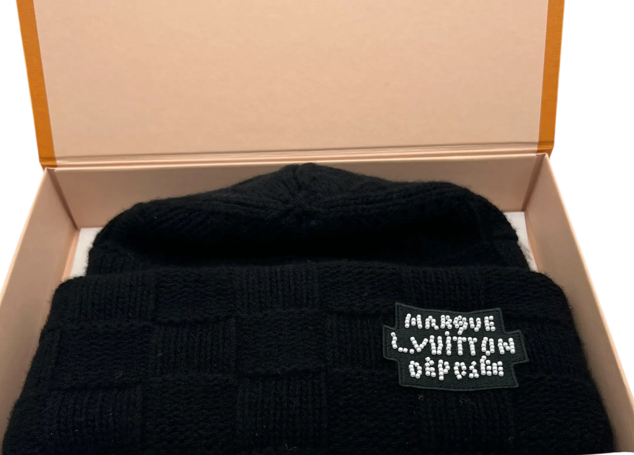 Louis Vuitton Beanie Pearls COND NEW