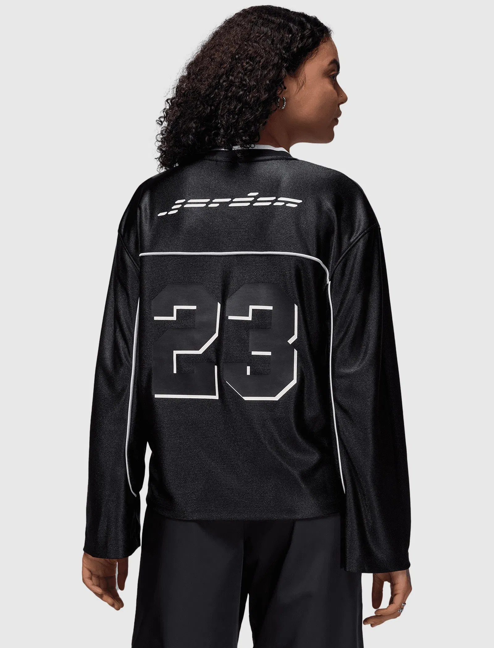 Air Jordan WOMEN'S LONG SLEEVE JERSEY