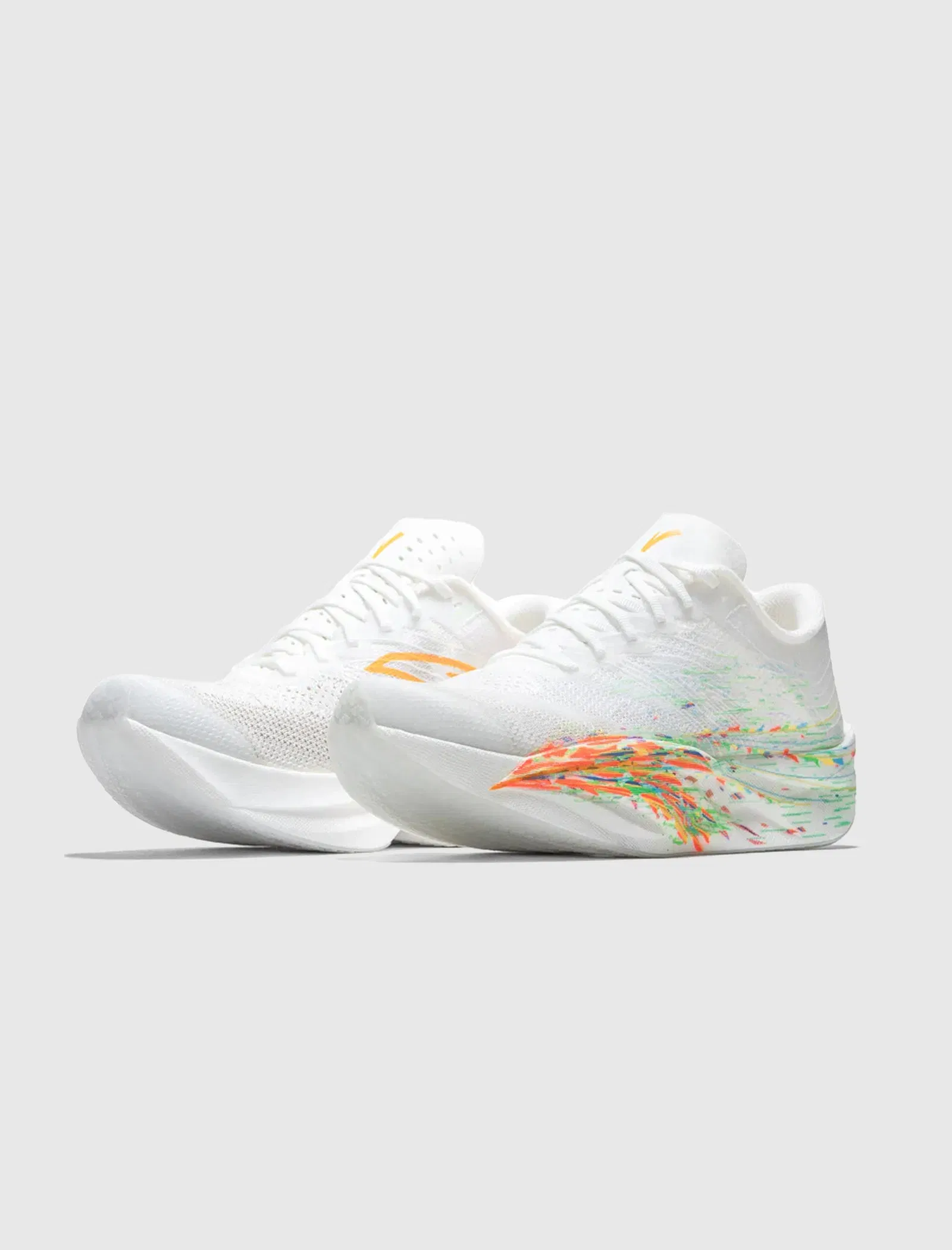 Anta C202-6 RUNNING SNEAKERS