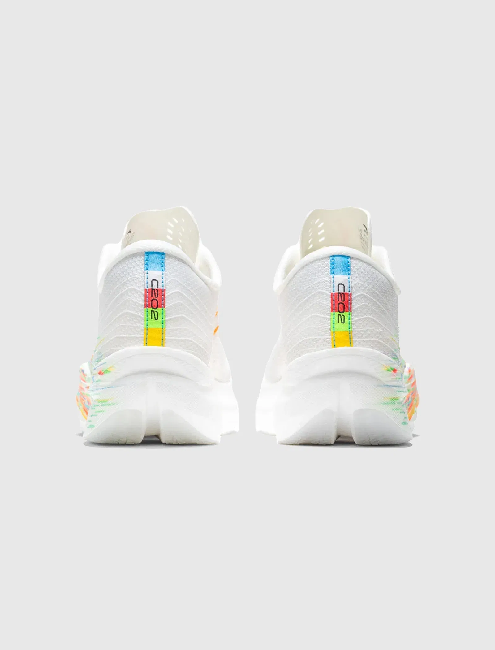 Anta C202-6 RUNNING SNEAKERS