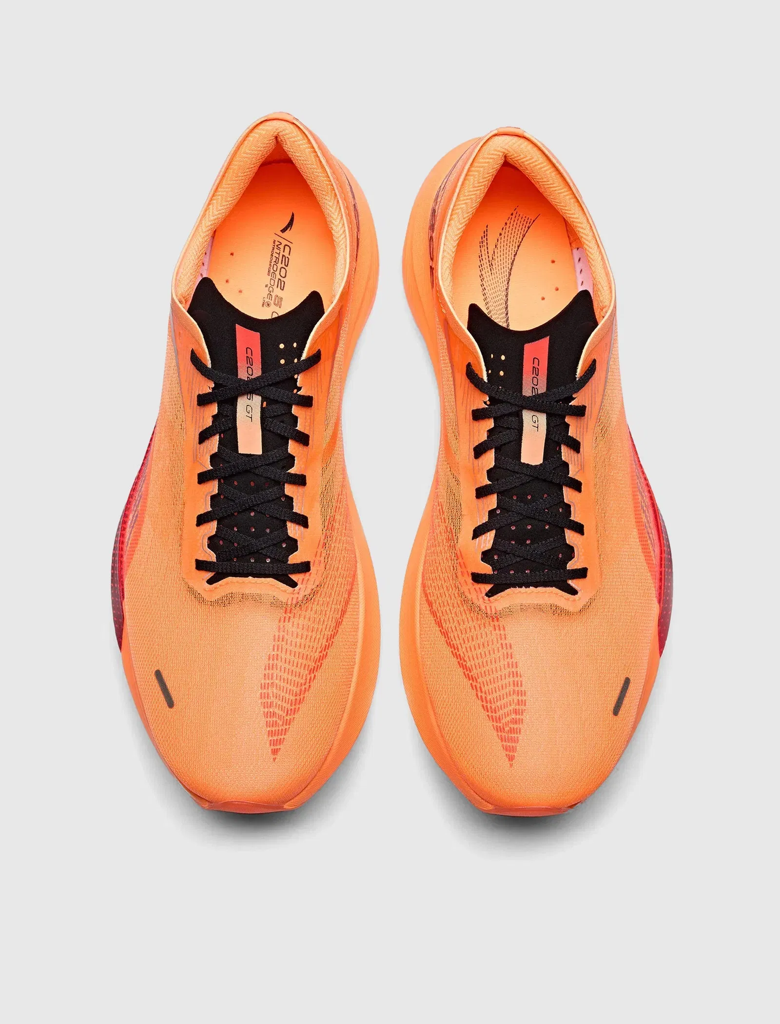 Anta WOMEN'S C202 5 GT RUNNING SNEAKERS