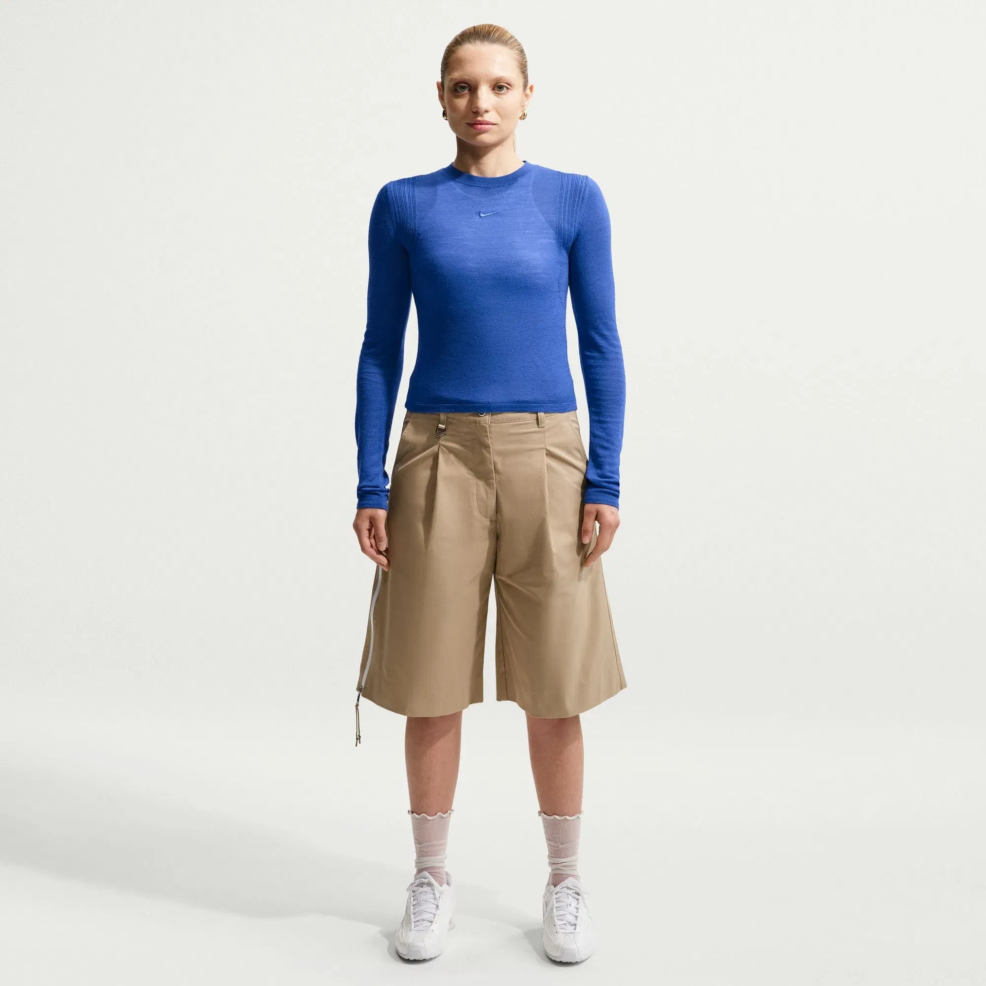 Nike Women Nike Sportswear Long Sleeve Shirt Arrvrnt 'Hyper Royal'