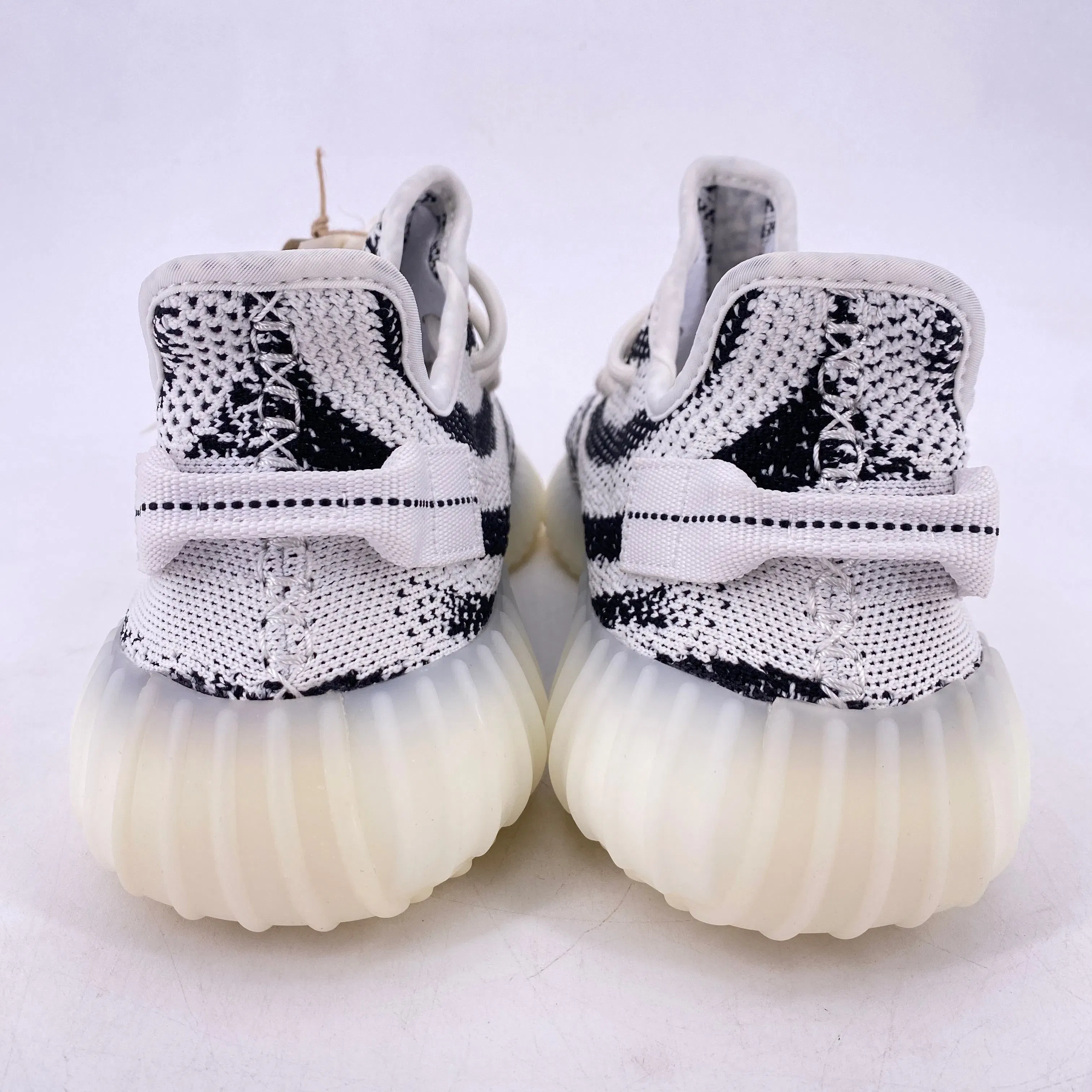 Yeezy 350 v2 "Zebra" 2022 New Size 8.5