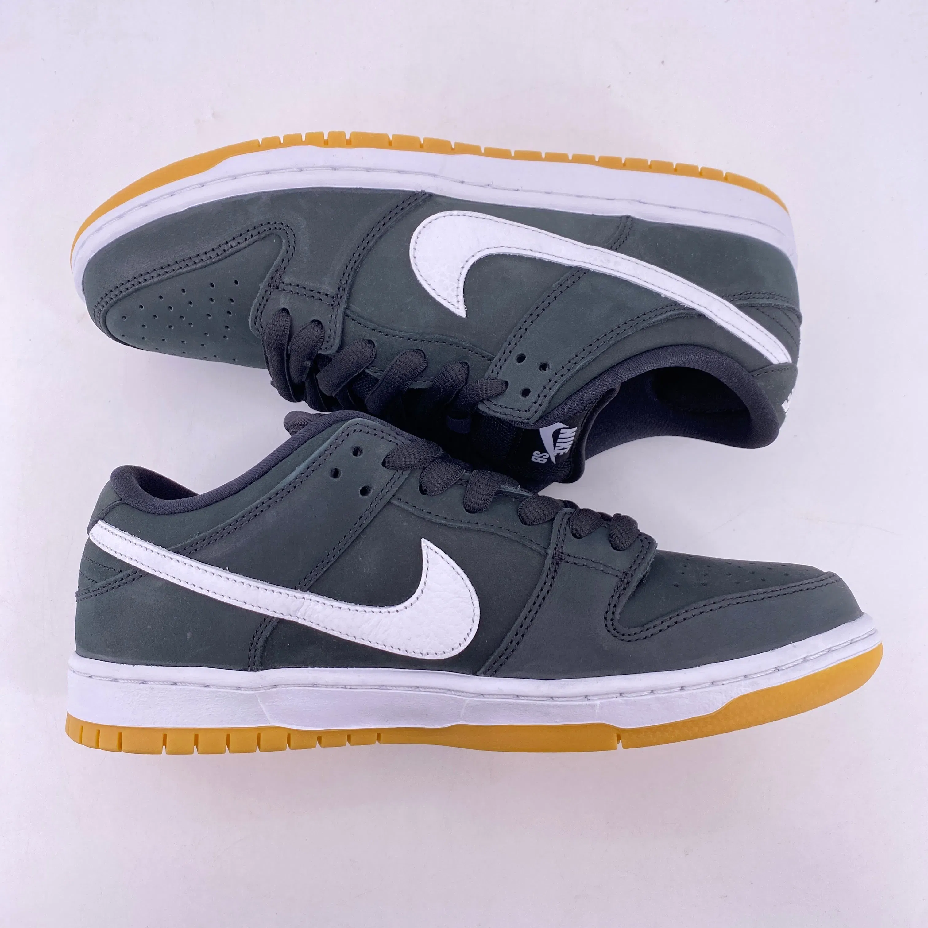 Nike SB Dunk Low "Black Gum" 2023 New Size 8.5
