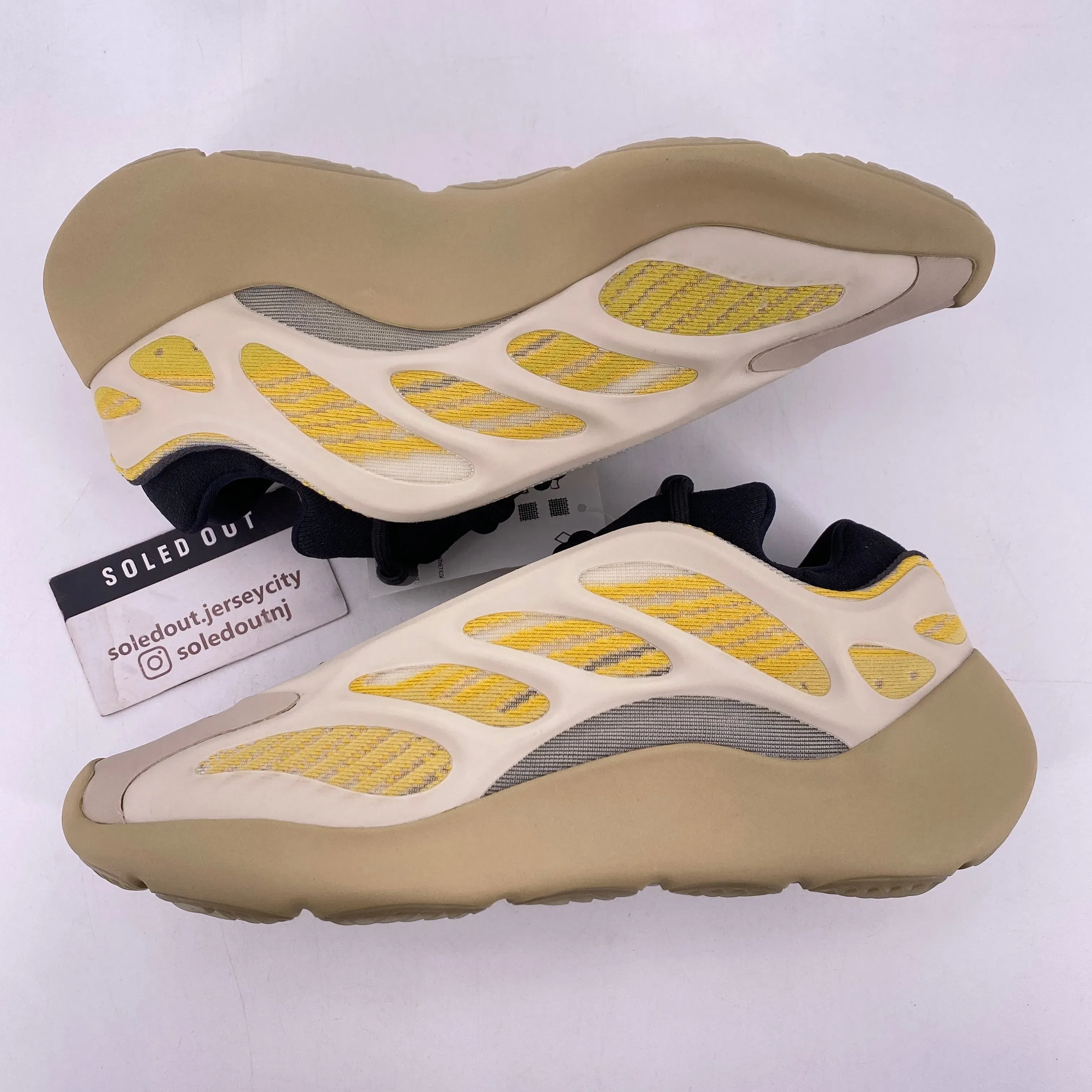 Yeezy 700 v3 "Safflower" 2020 New Size 8