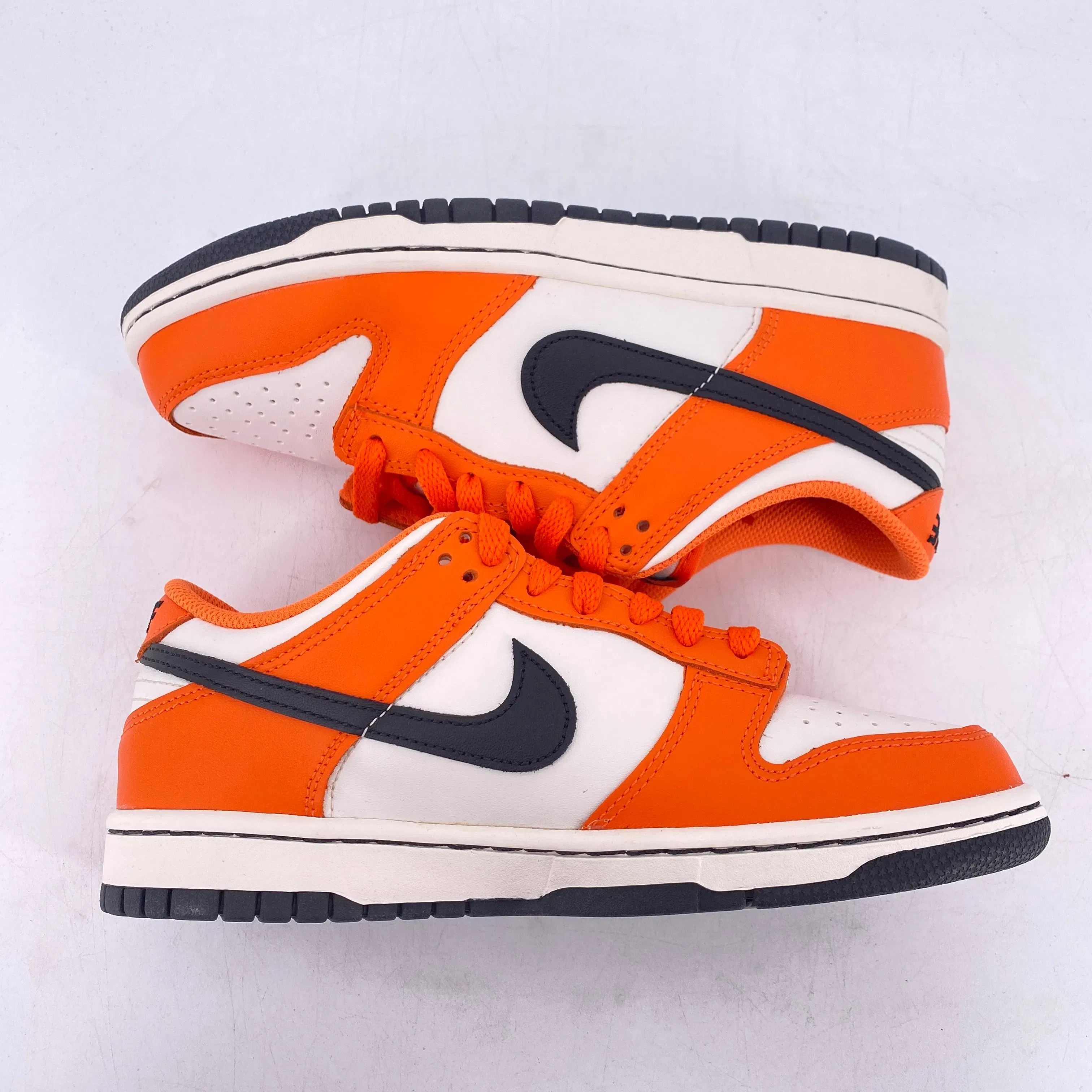 Nike (GS) Dunk Low "Halloween" 2022 New Size 6.5Y