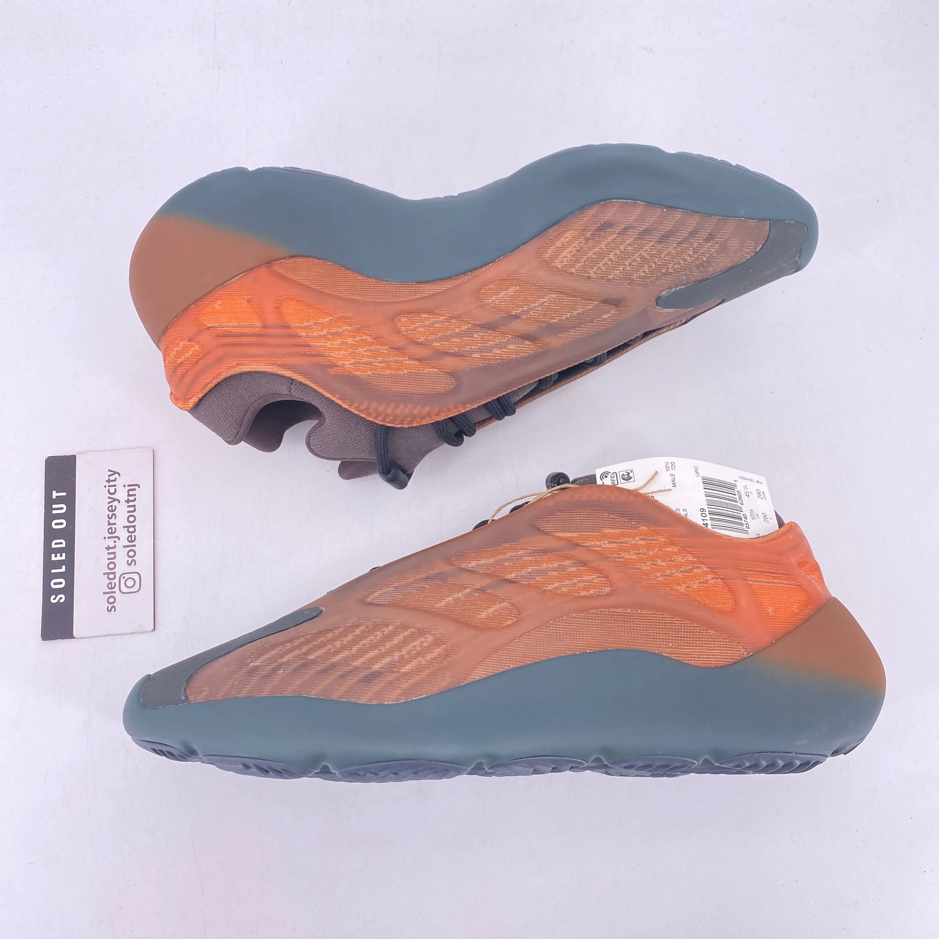 Yeezy 700 v3 "Copper Fade" 2021 New Size 11