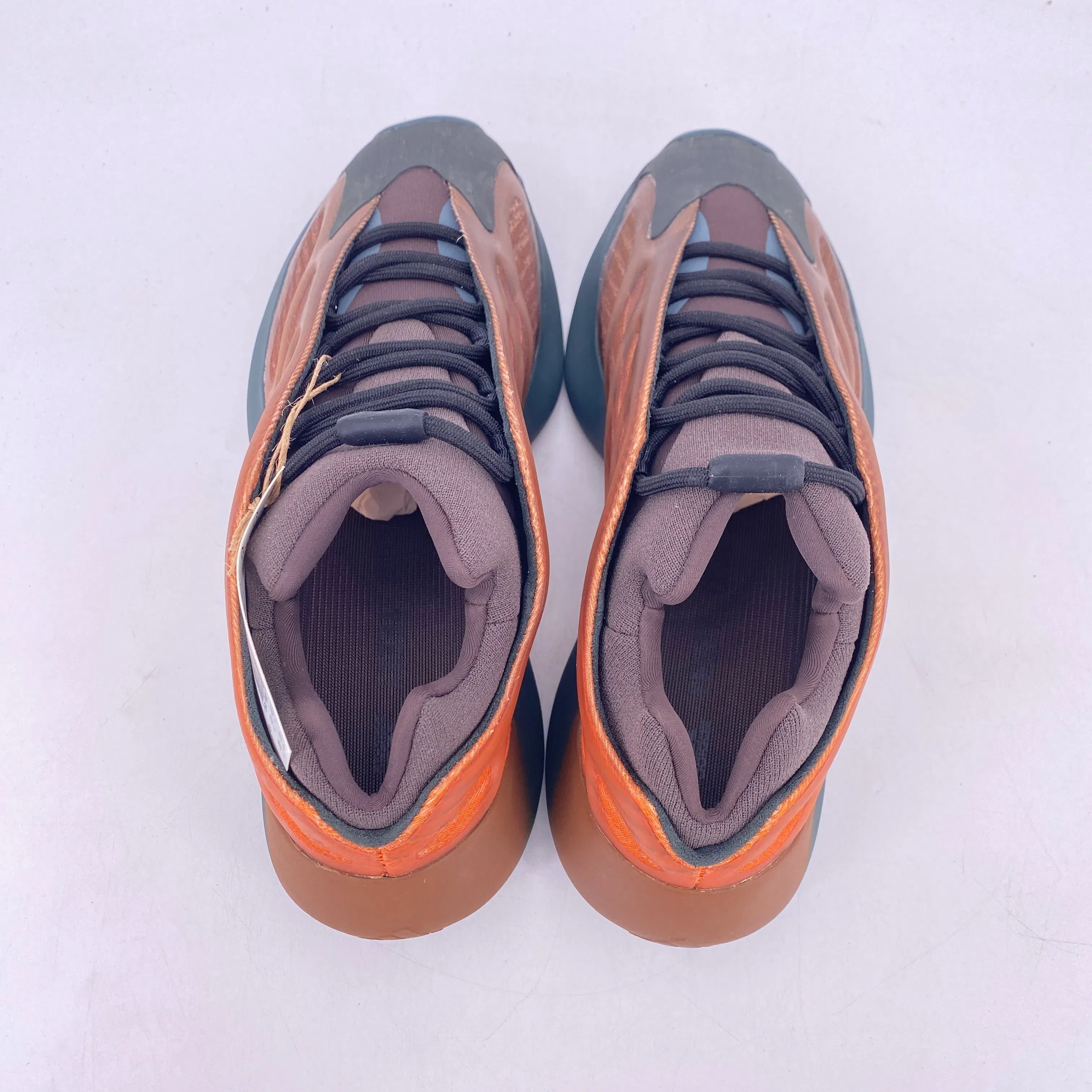Yeezy 700 v3 "Copper Fade" 2021 New Size 11