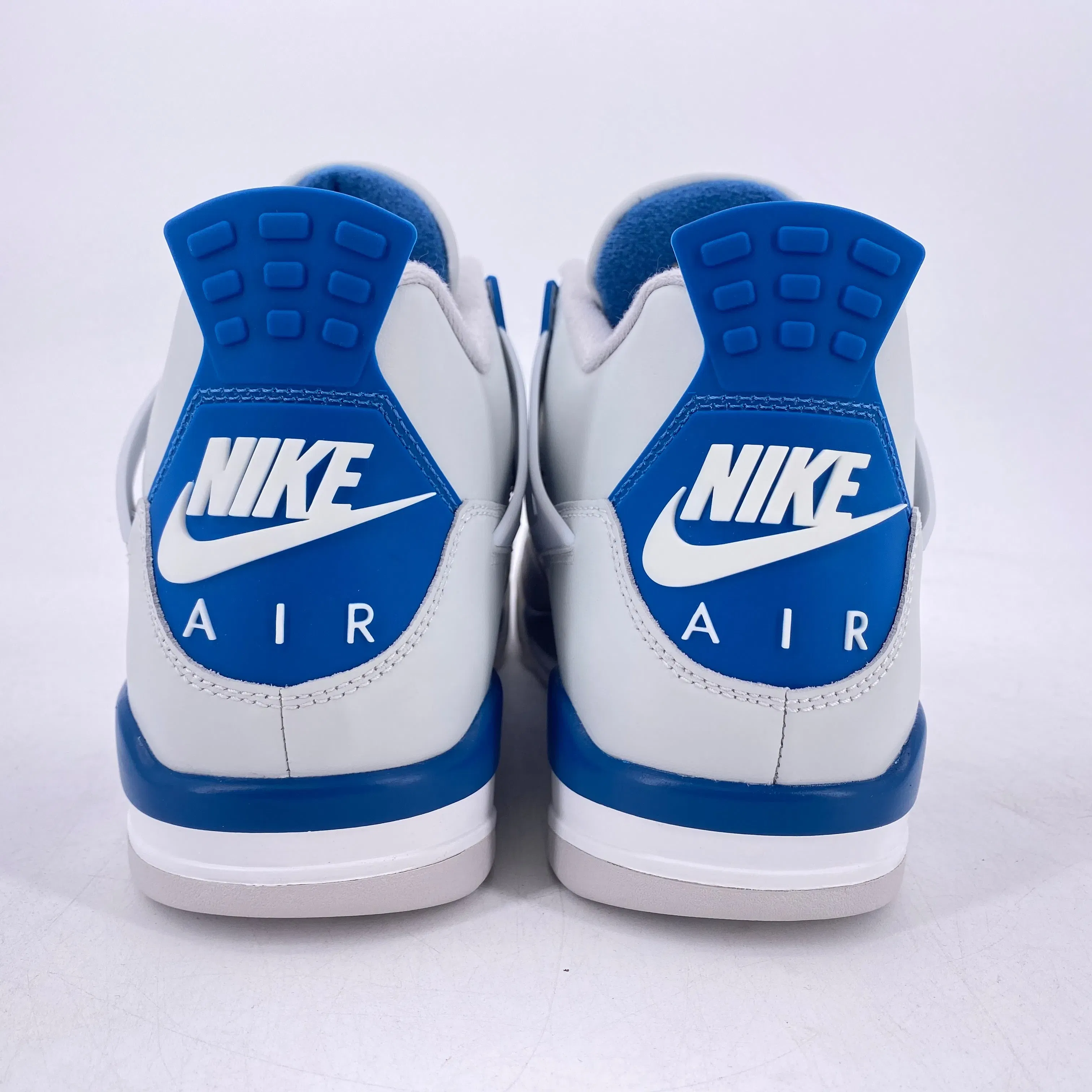 Air Jordan 4 Retro "Military Blue" 2024 New Size 10.5