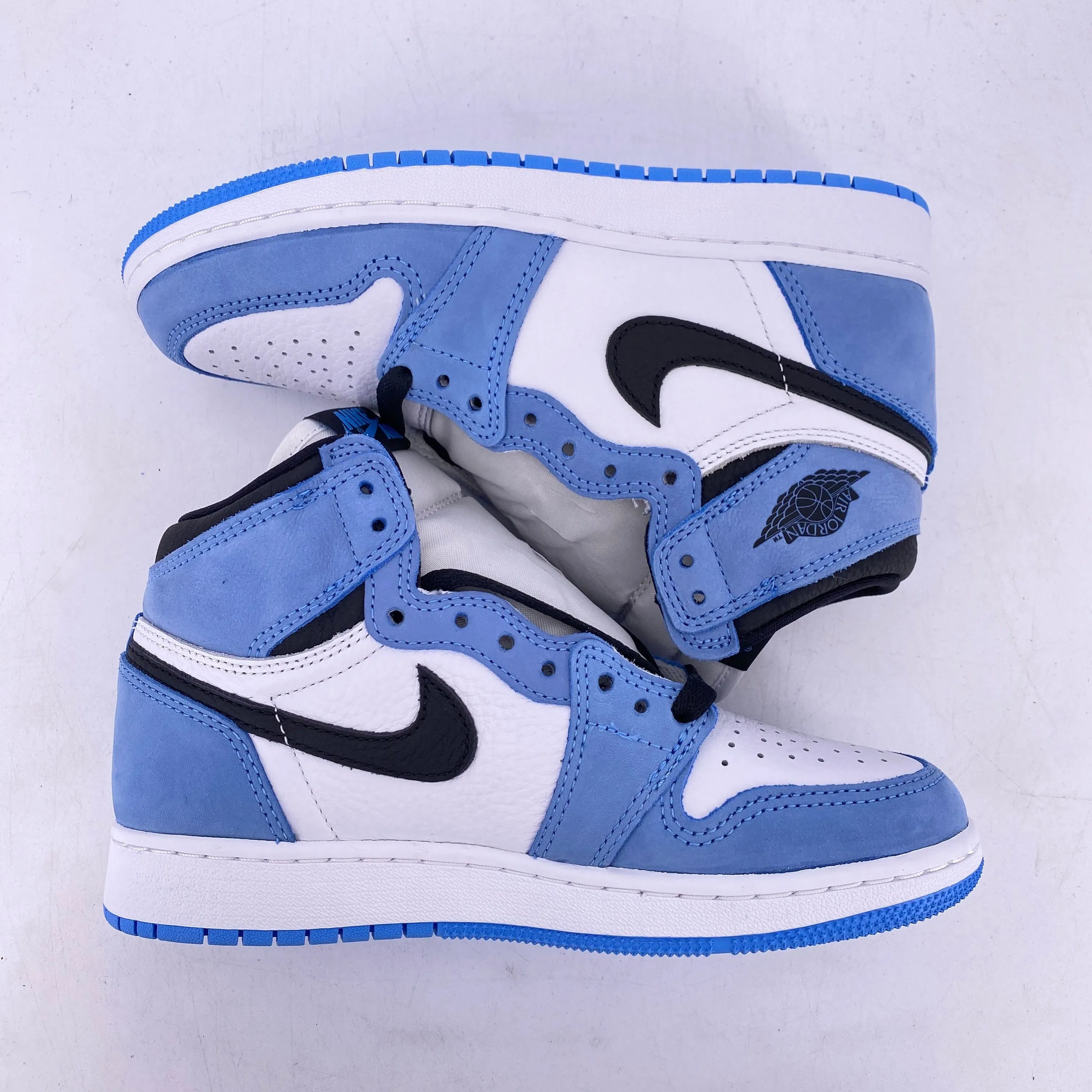 Air Jordan (GS) 1 Retro High "University Blue" 2021 New Size 4Y