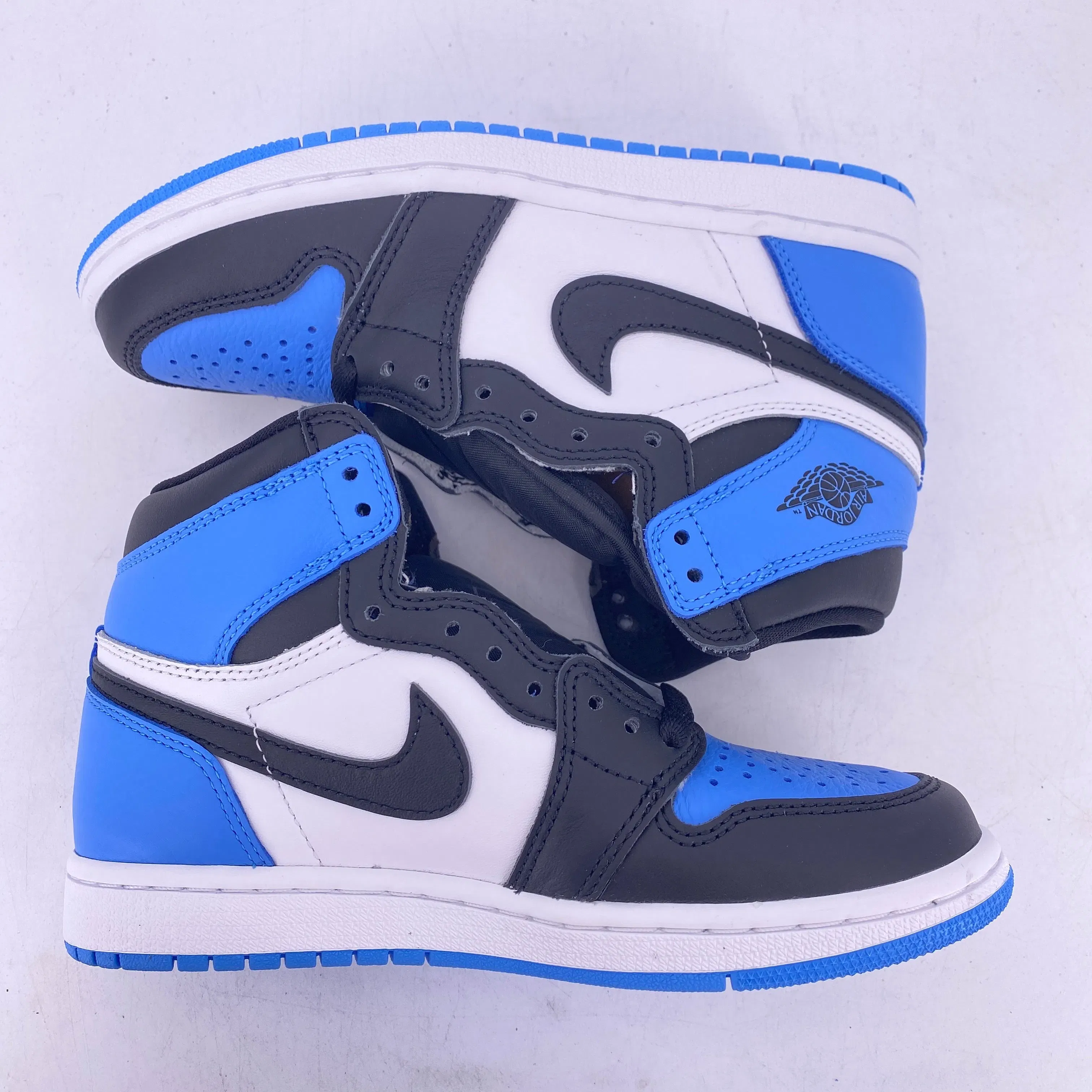Air Jordan 1 Retro High "Unc Toe" 2023 New Size 4