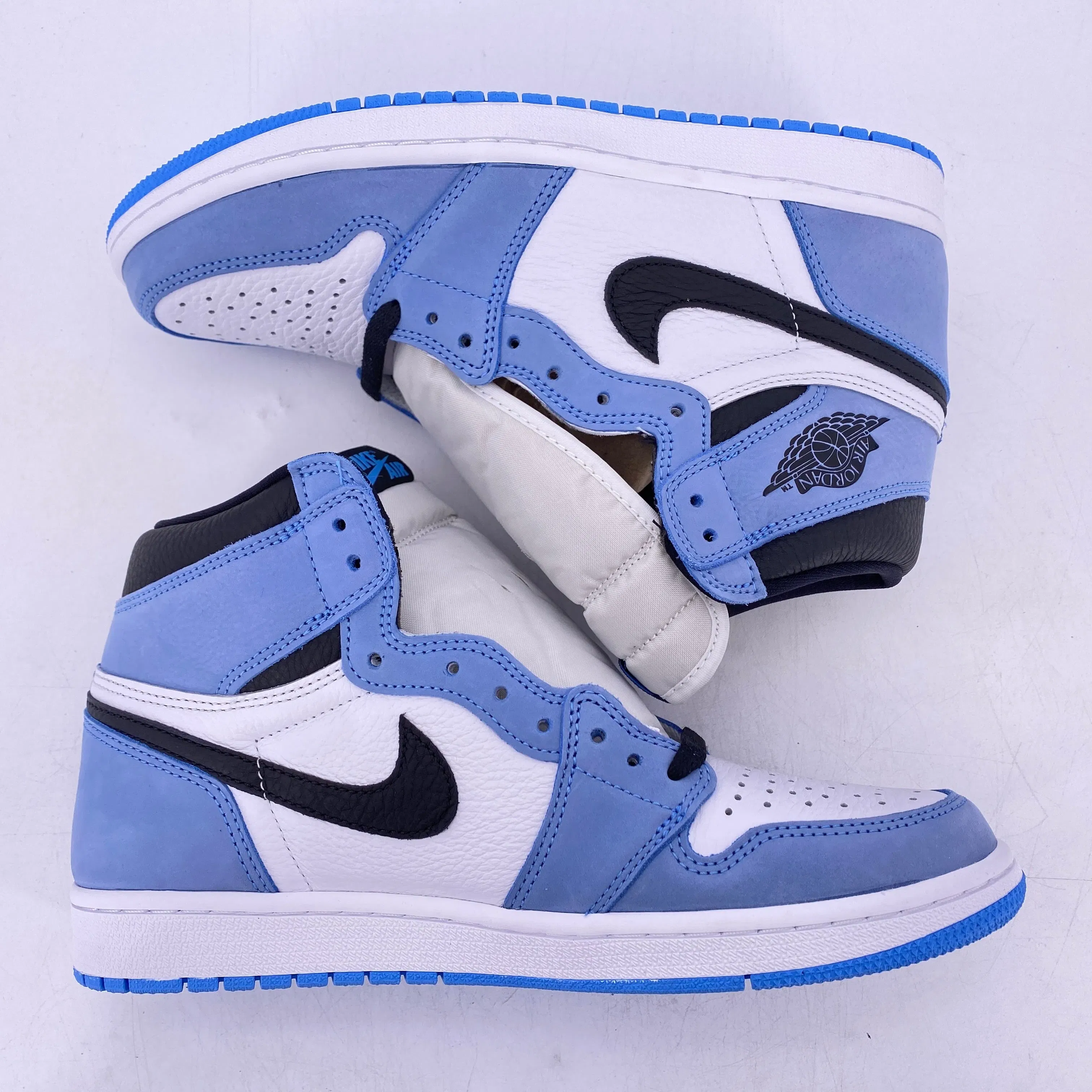 Air Jordan 1 Retro High OG "University Blue Black" 2021 New Size 9
