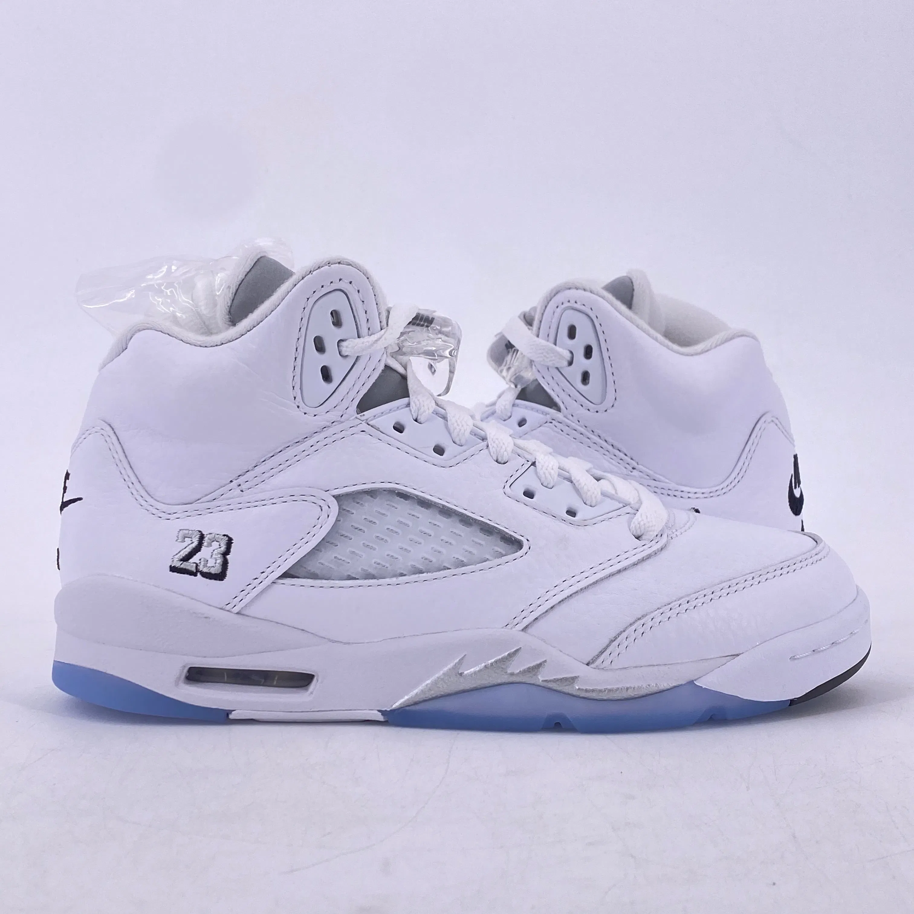Air Jordan (GS) 5 Retro "White Metallic" 2026 New Size 4Y