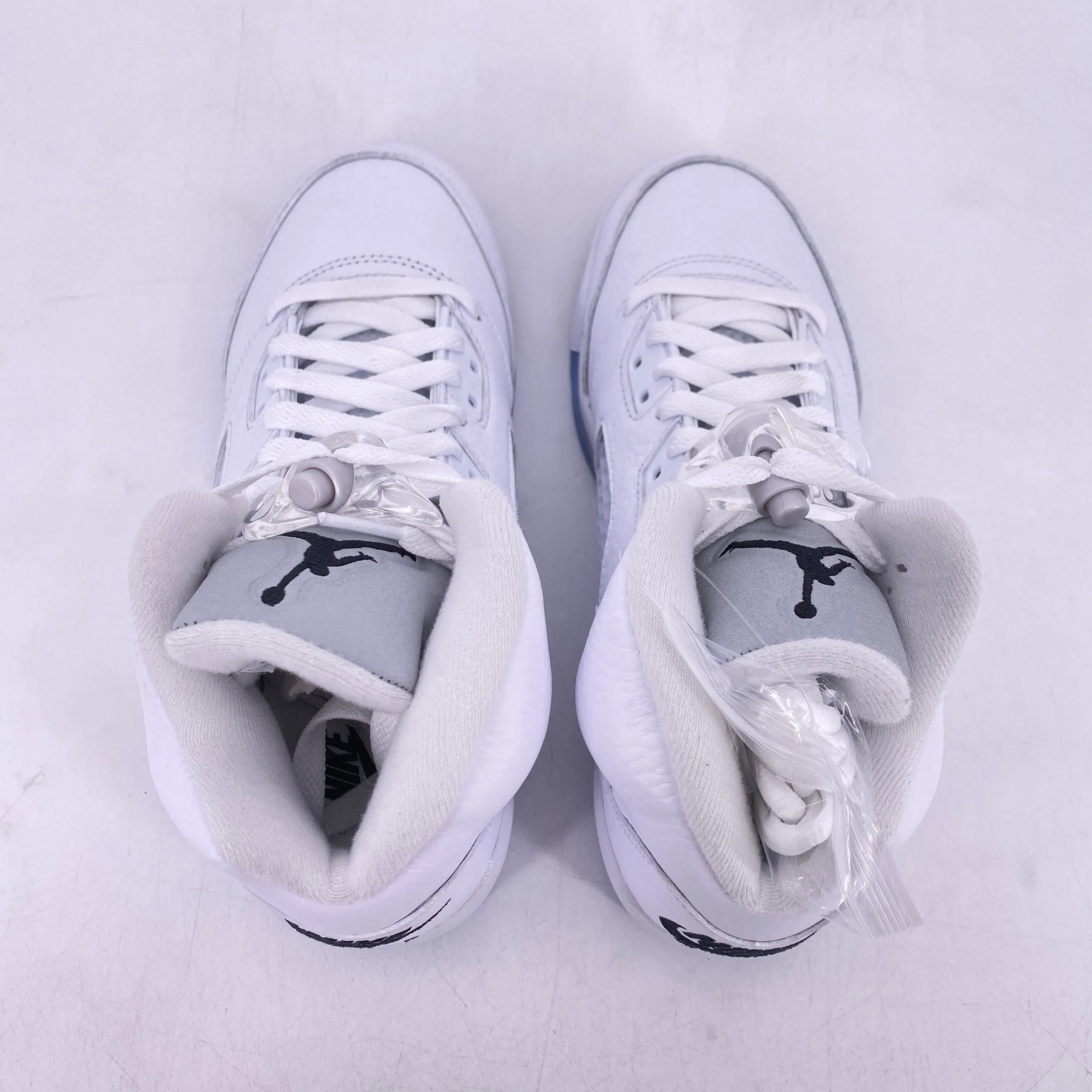 Air Jordan (GS) 5 Retro "White Metallic" 2026 New Size 4Y