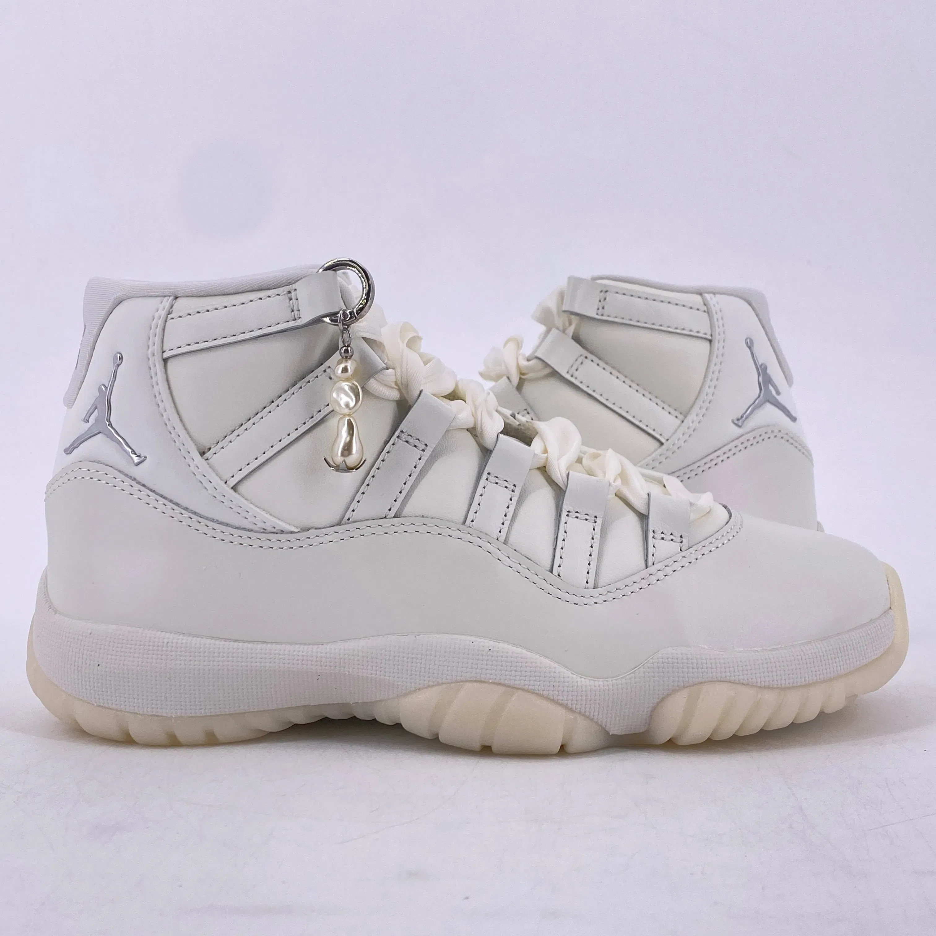 Air Jordan (W) 11 Retro "Pearl" 2025 New Size 7W