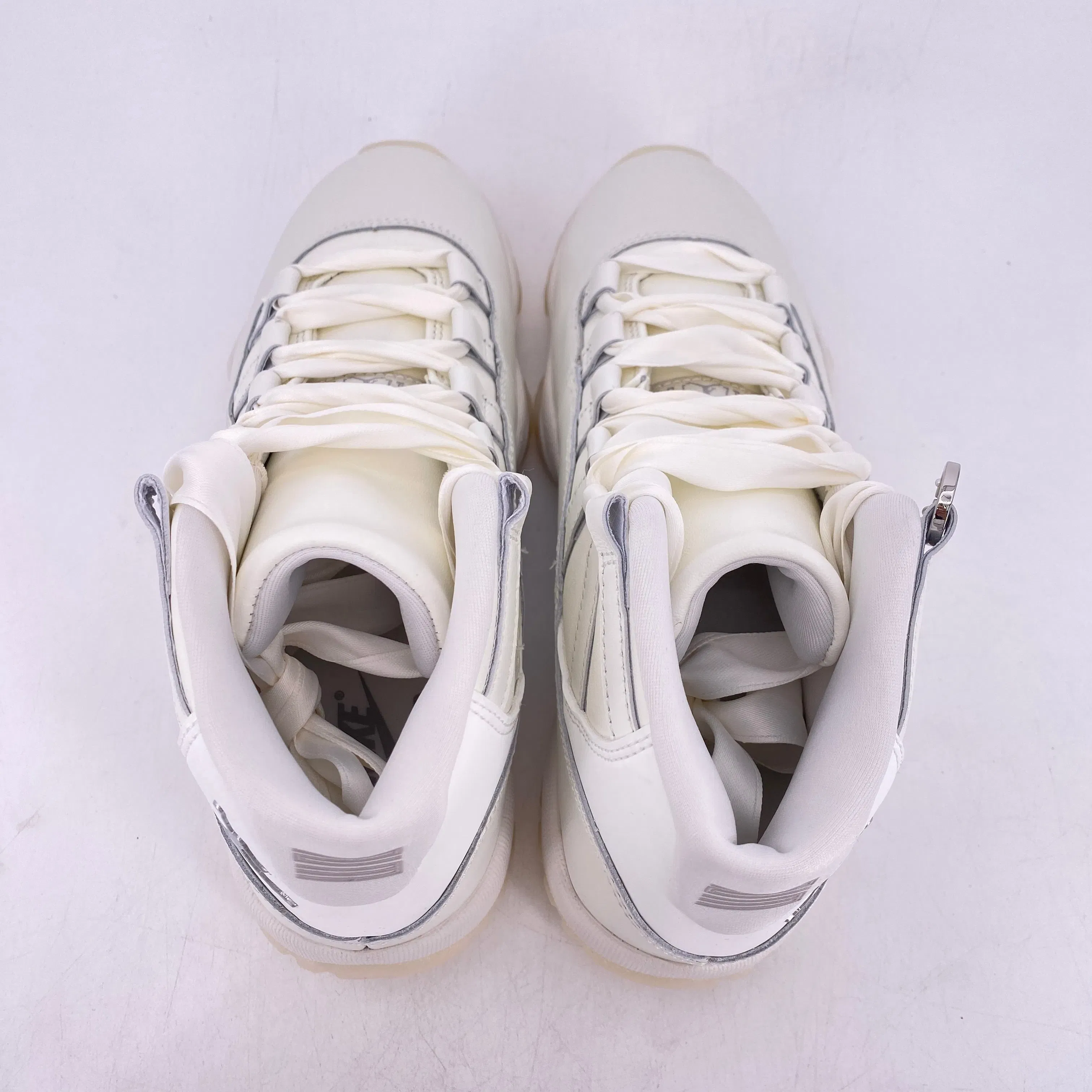Air Jordan (W) 11 Retro "Pearl" 2025 New Size 7W