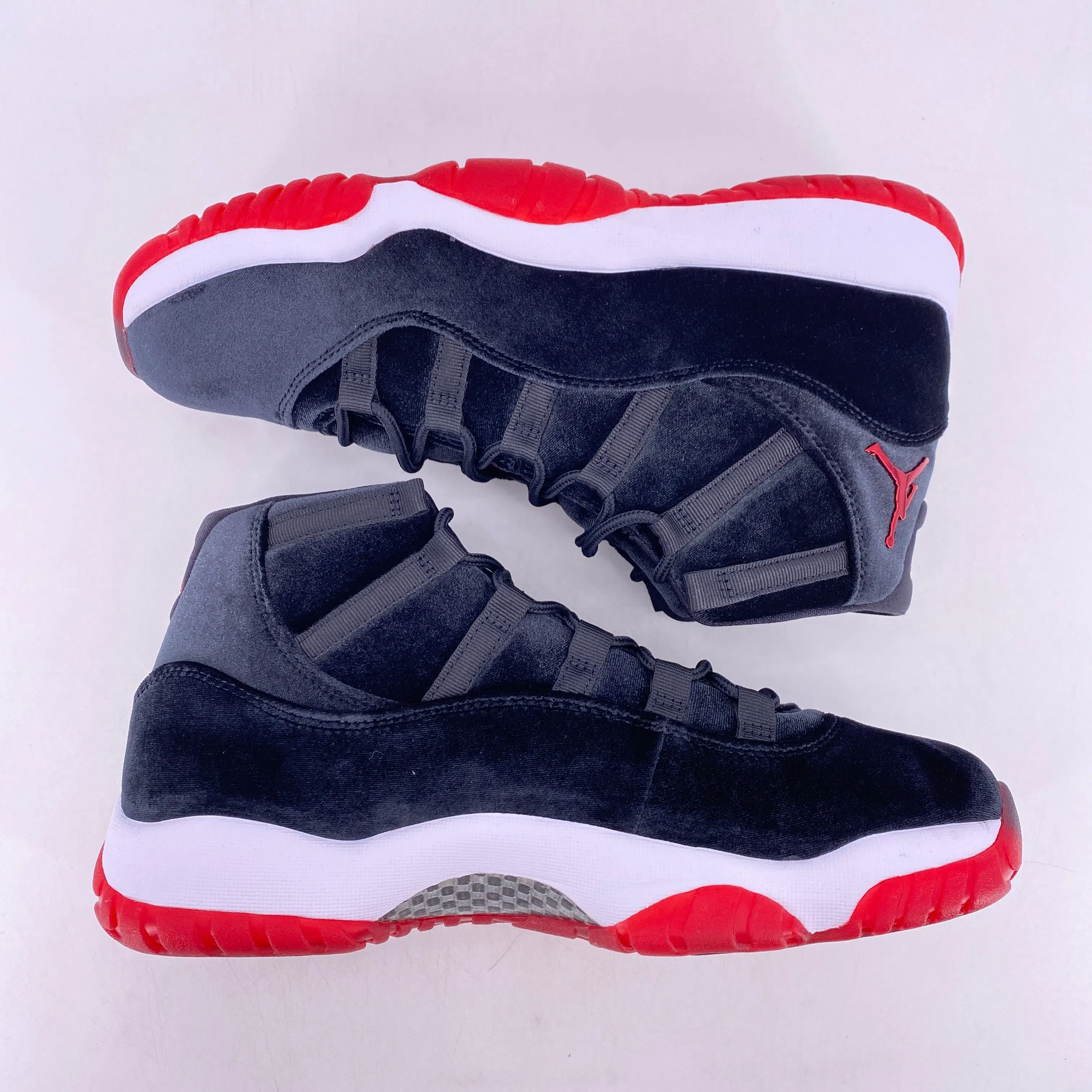 Air Jordan (W) 11 Retro "Bred Velvet" 2024 New Size 11.5W