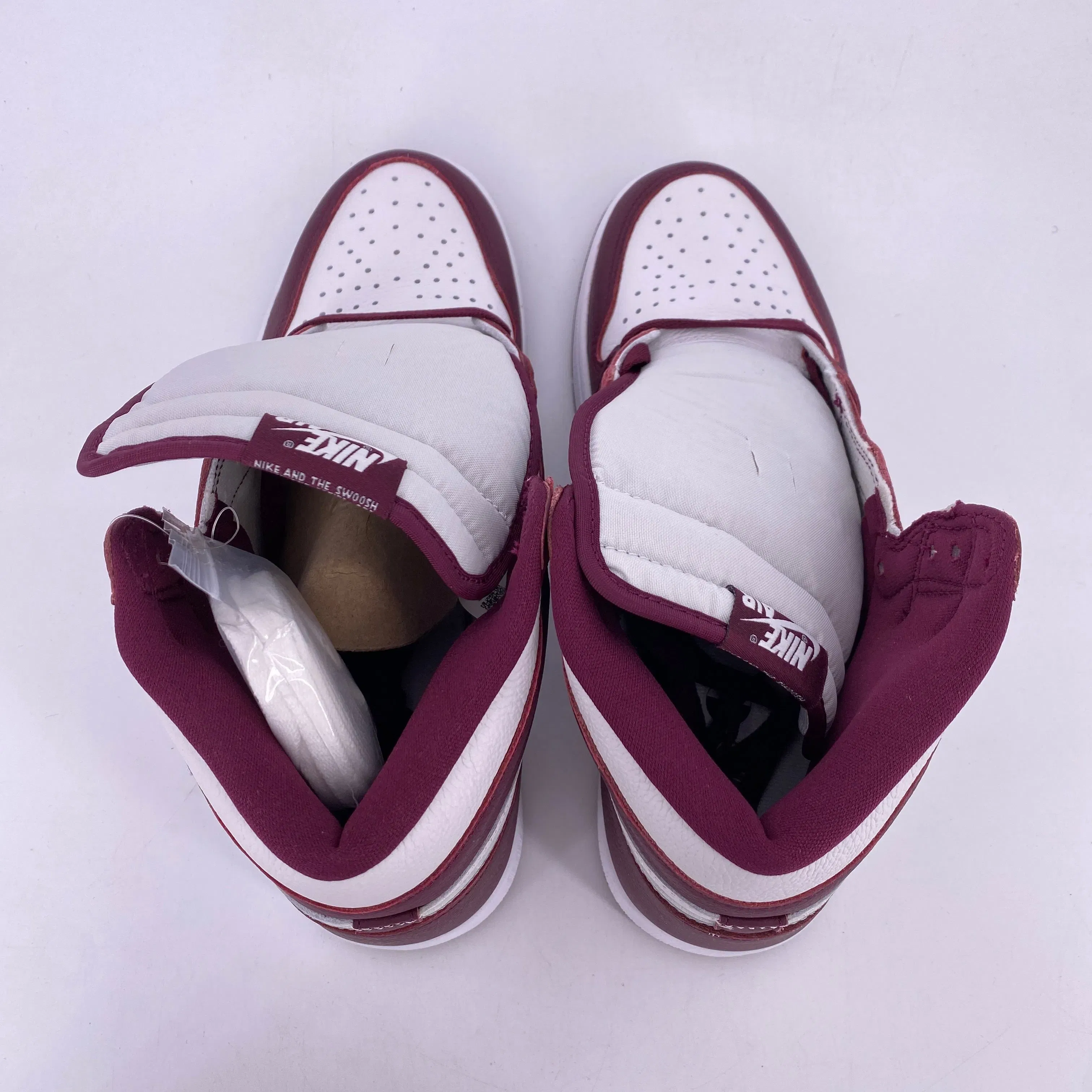 Air Jordan 1 Retro High OG "Bordeaux" 2021 New Size 11