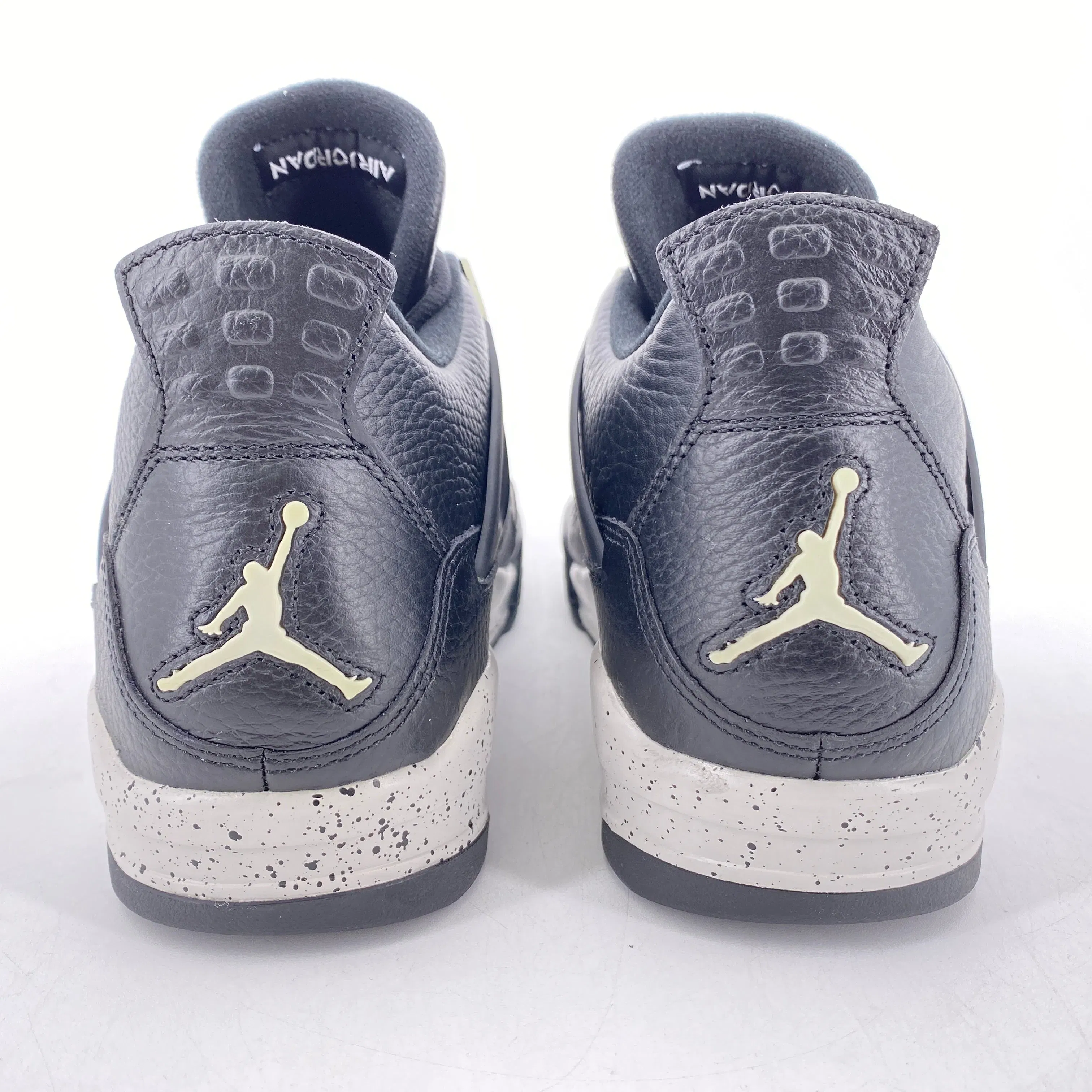 Air Jordan 4 Retro "Oreo" 2015 New Size 12