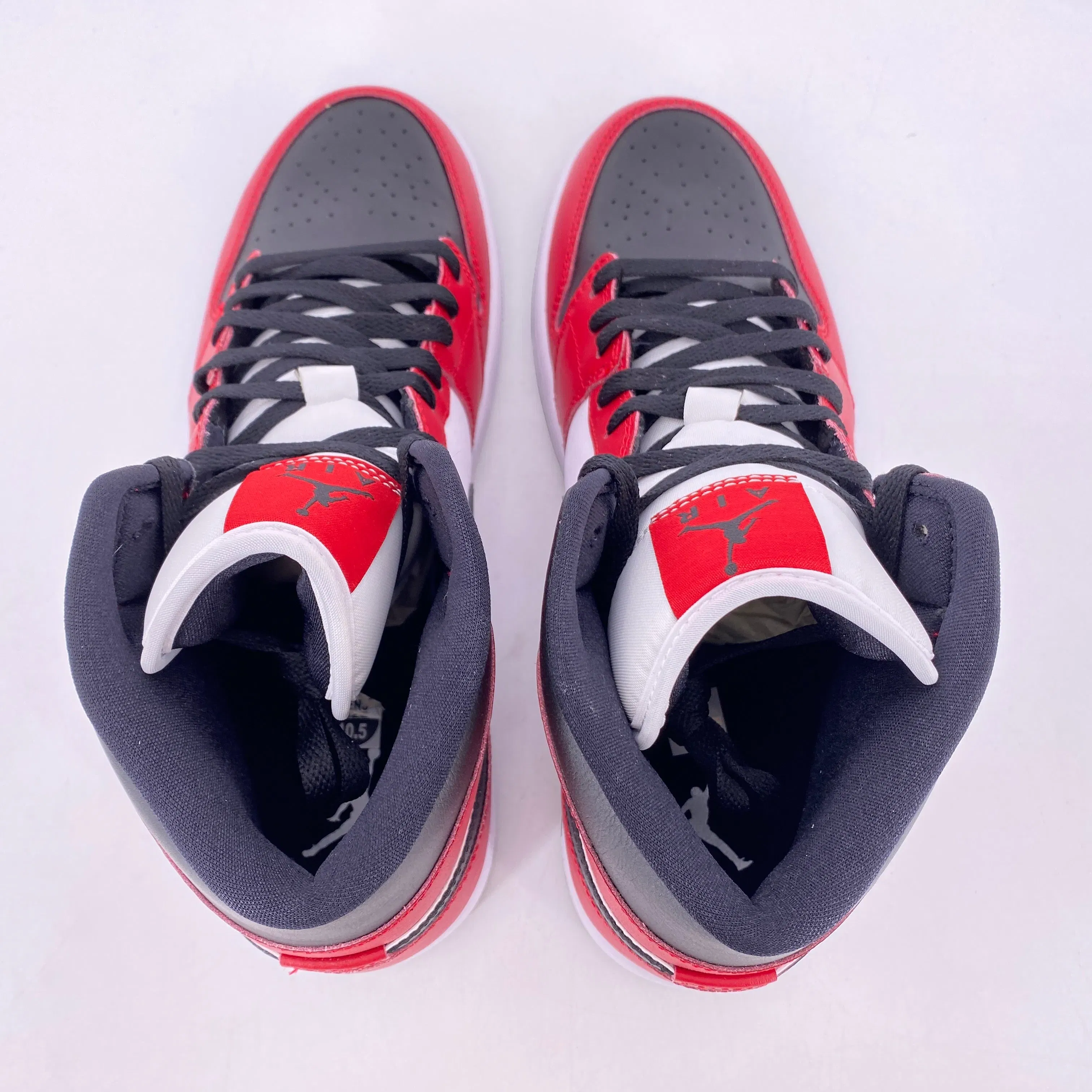 Air Jordan 1 Mid "Chicago Toe" 2020 New Size 10.5