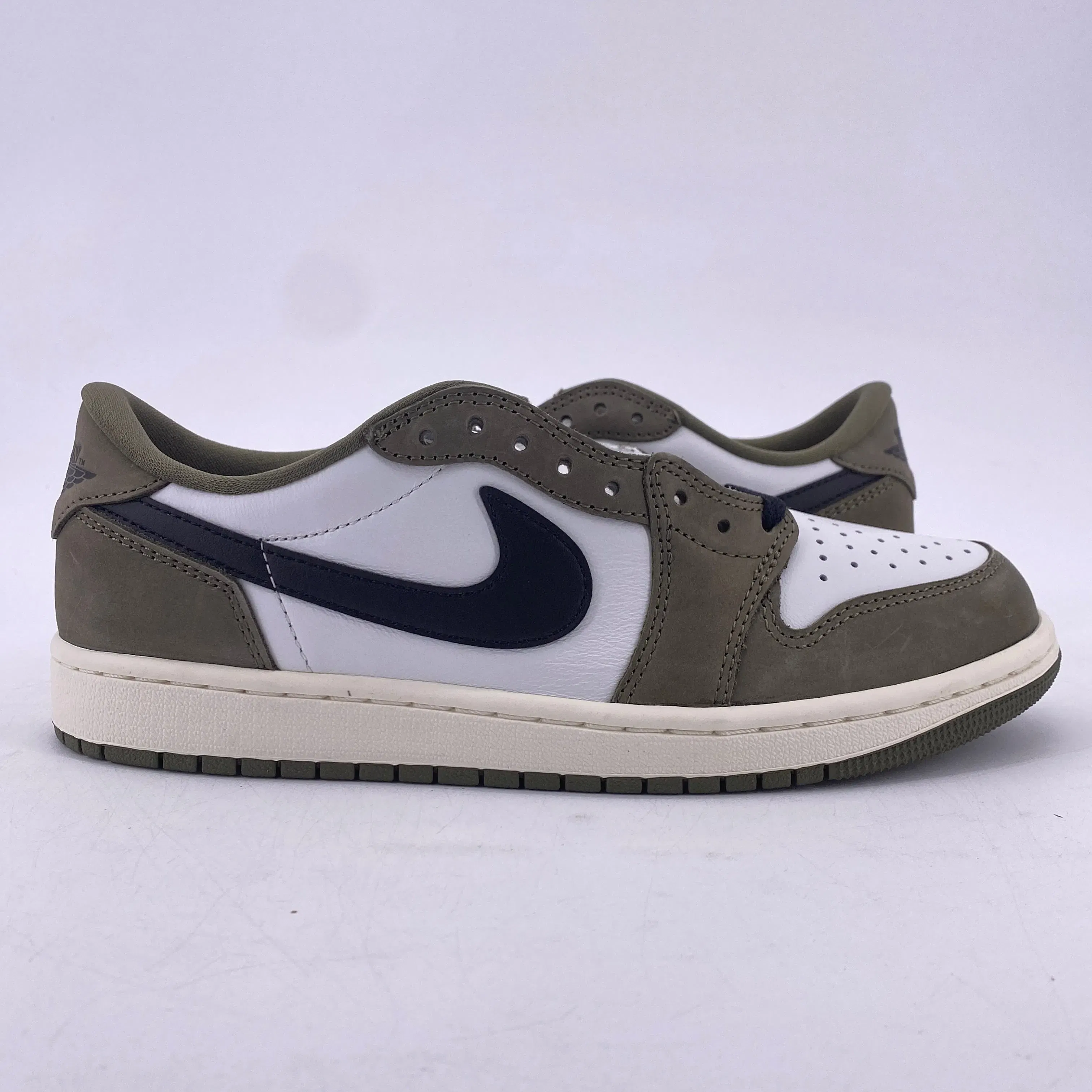 Air Jordan 1 Retro Low "Medium Olive" 2026 New Size 8.5