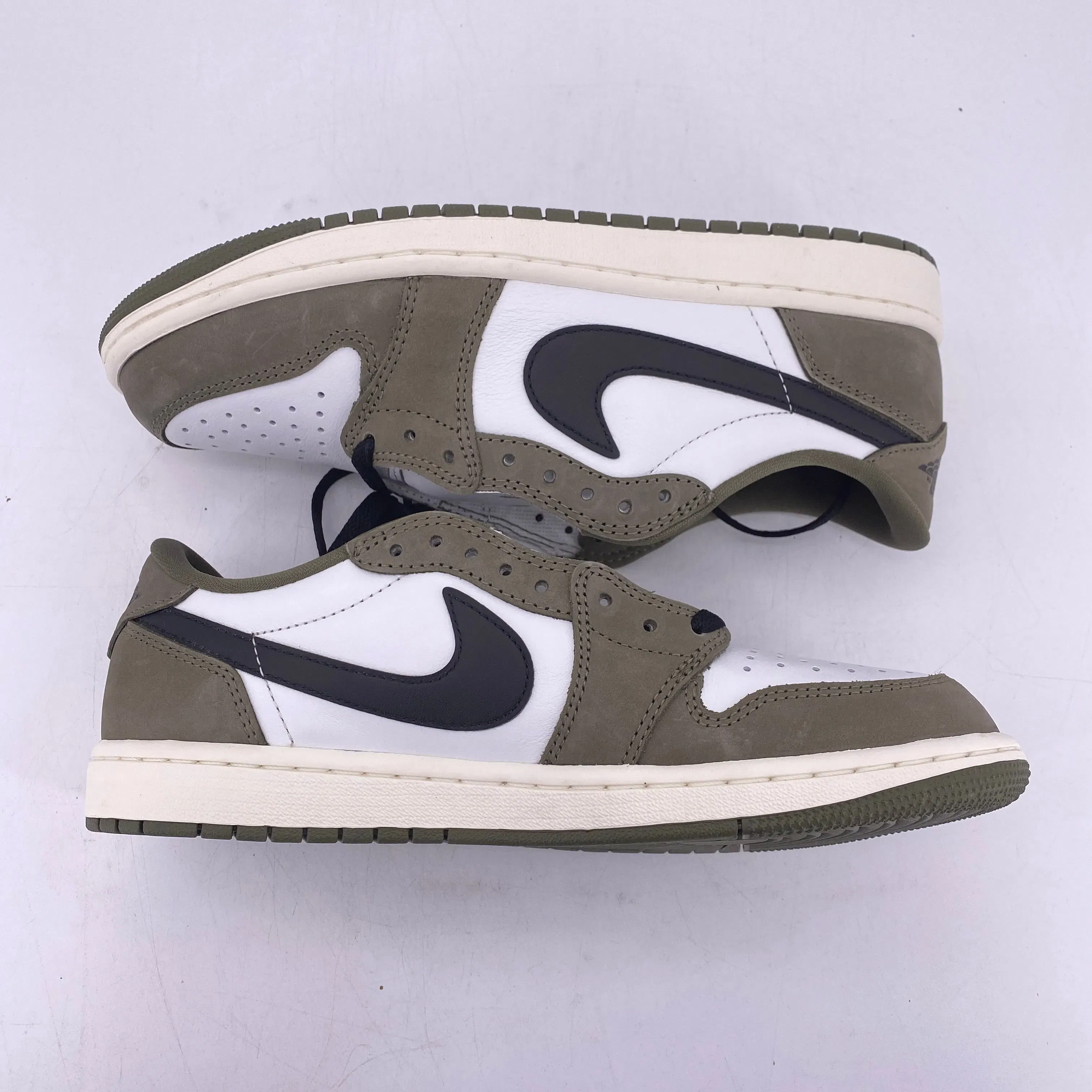 Air Jordan 1 Retro Low "Medium Olive" 2026 New Size 8.5