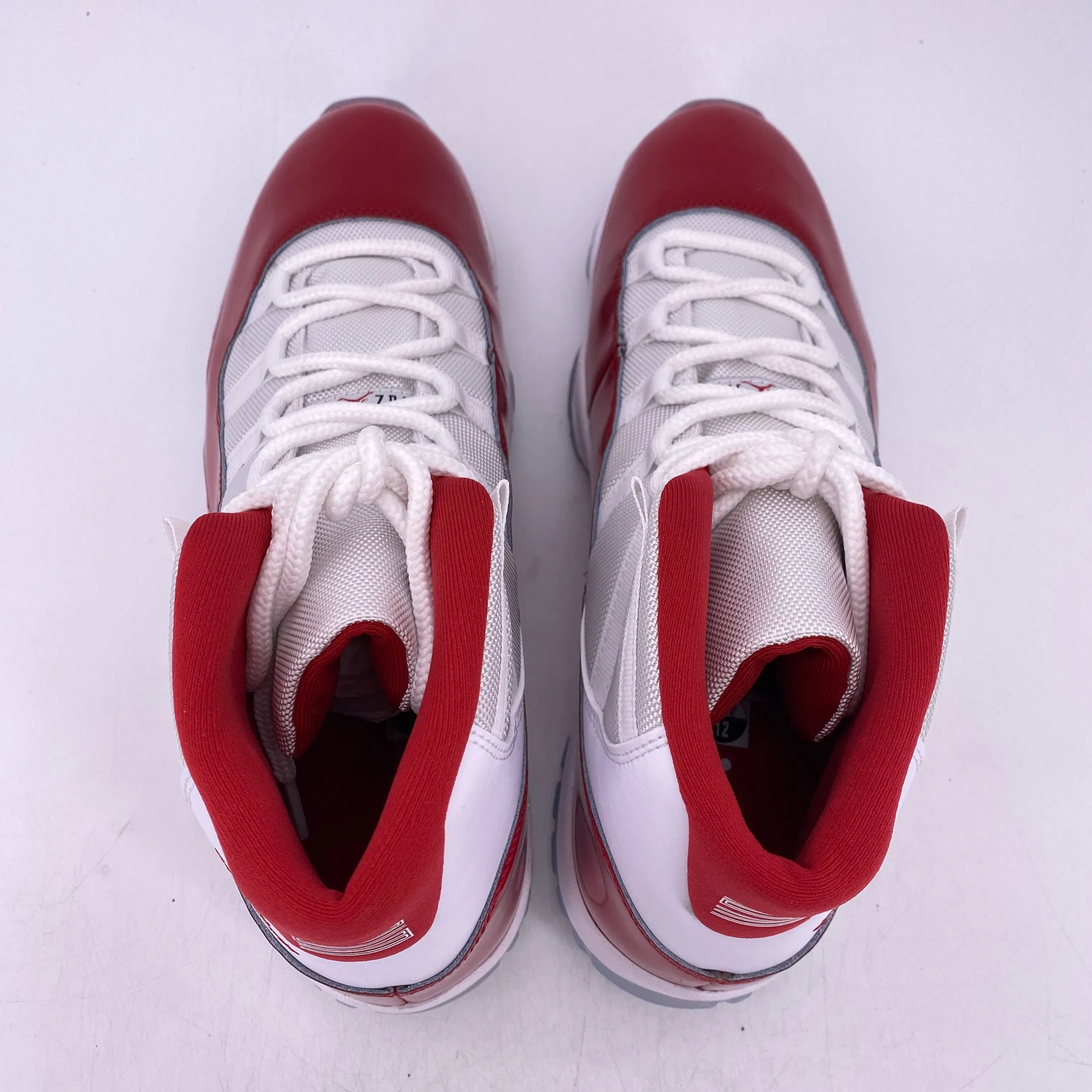 Air Jordan 11 Retro "Cherry" 2022 New Size 12