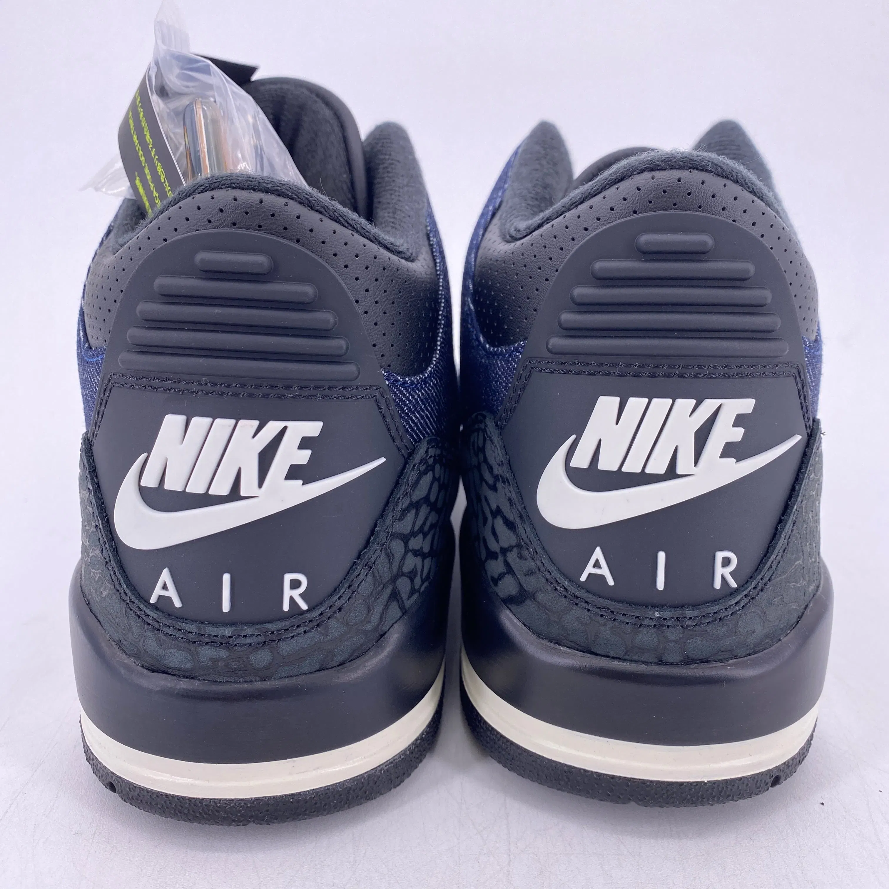 Air Jordan 3 Retro "Levis Indigo" 2026 New Size 8.5
