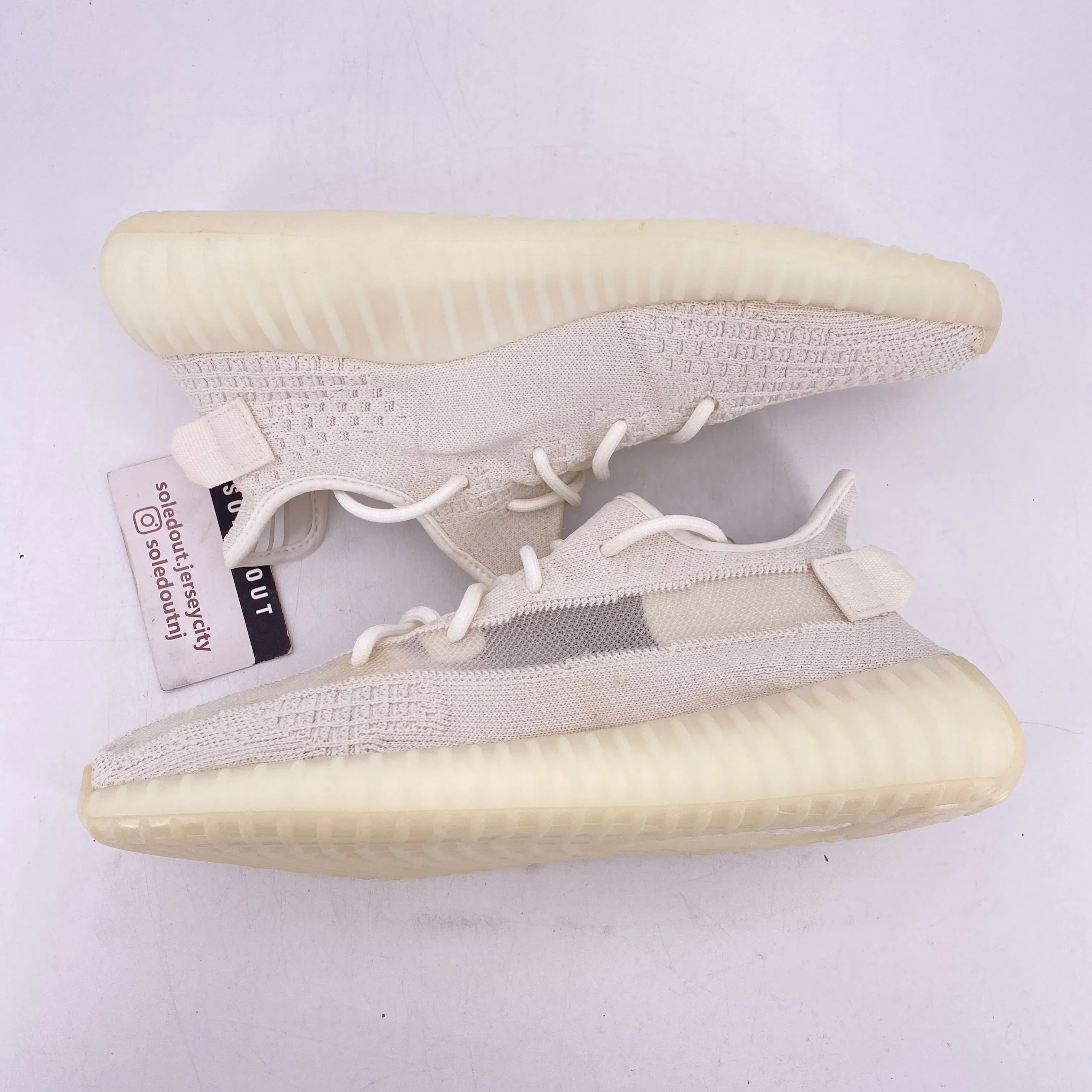 Yeezy 350 v2 "Bone" 2022 New (Cond) Size 10.5