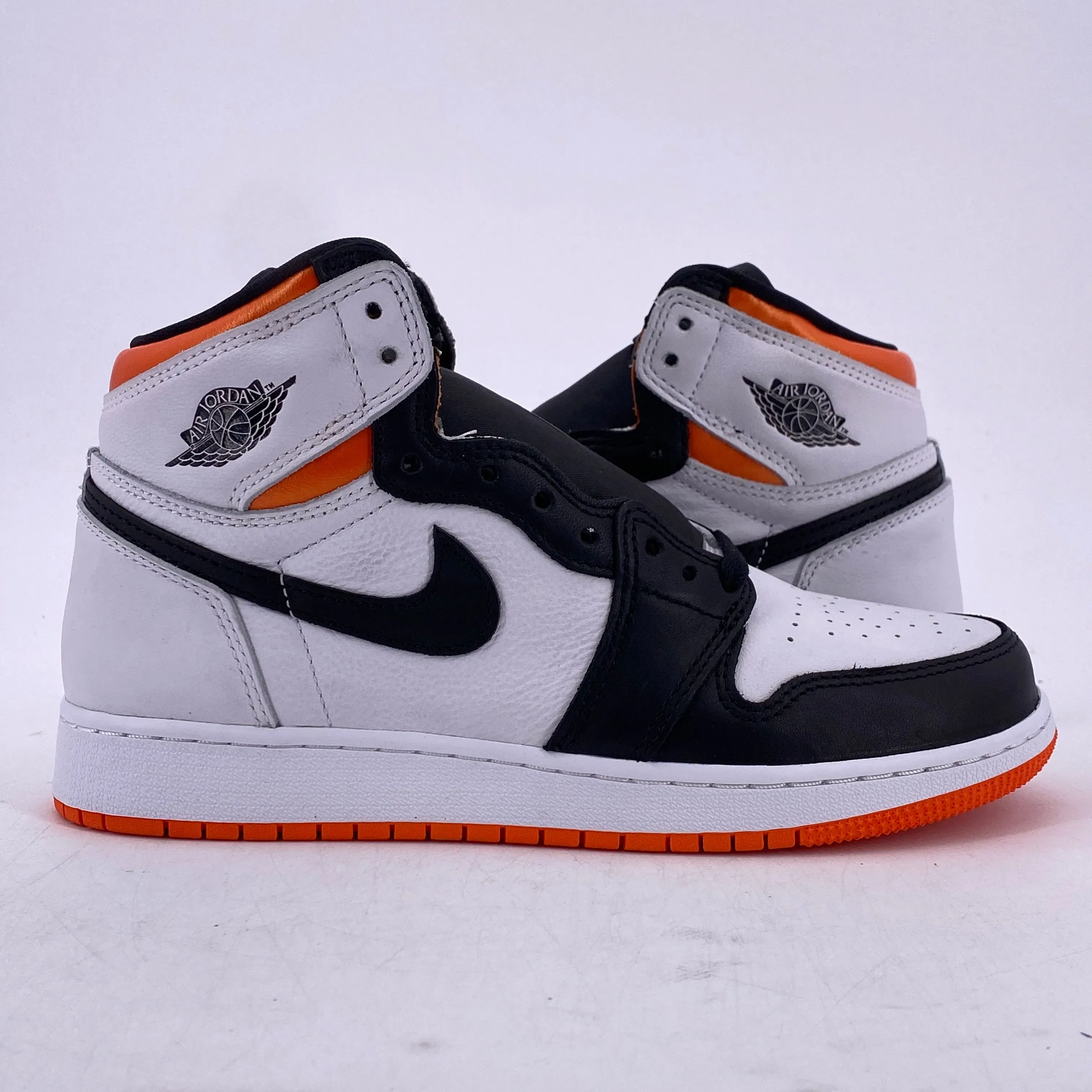 Air Jordan (GS) 1 Retro High OG "Electro Orange" 2021 New Size 6Y
