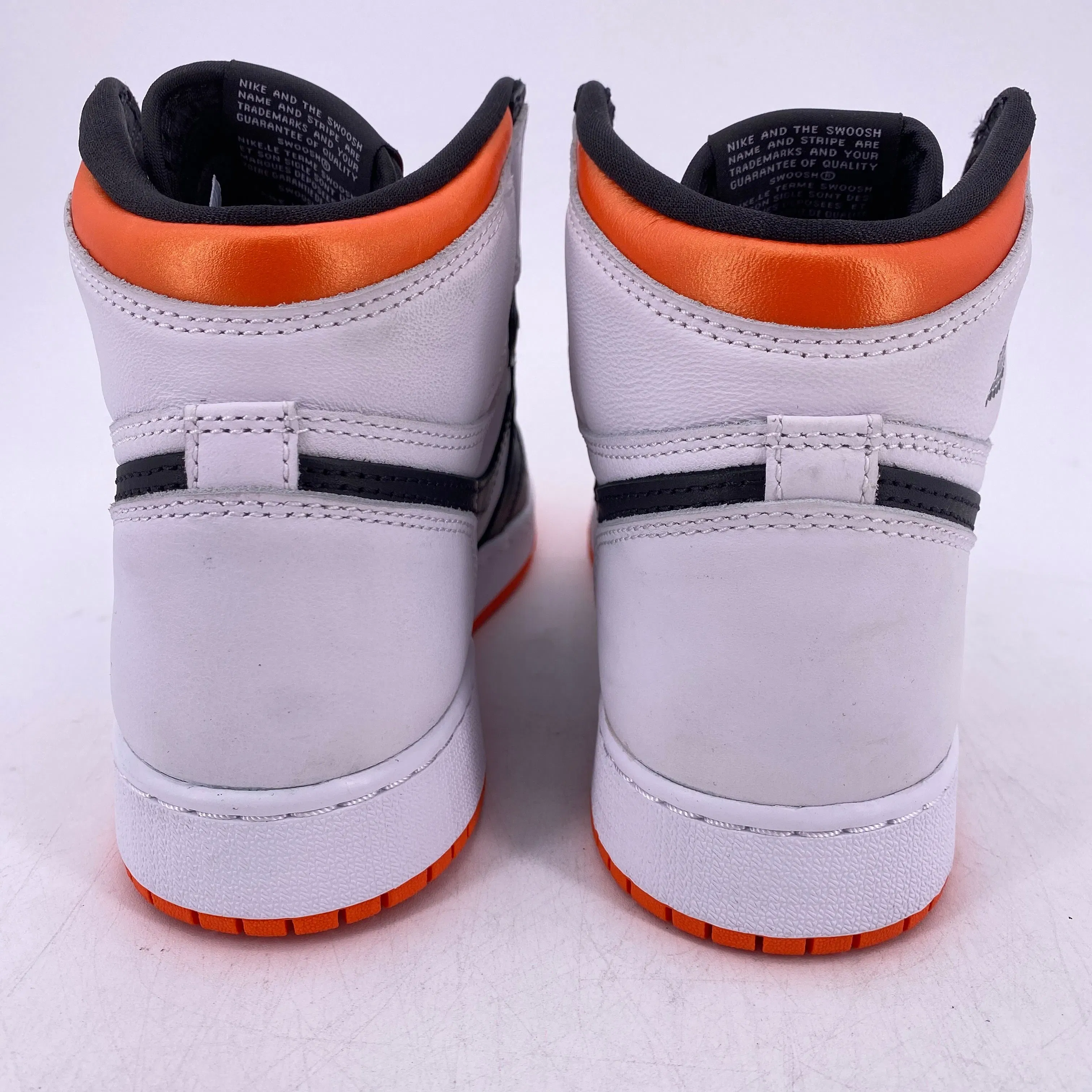 Air Jordan (GS) 1 Retro High OG "Electro Orange" 2021 New Size 6Y