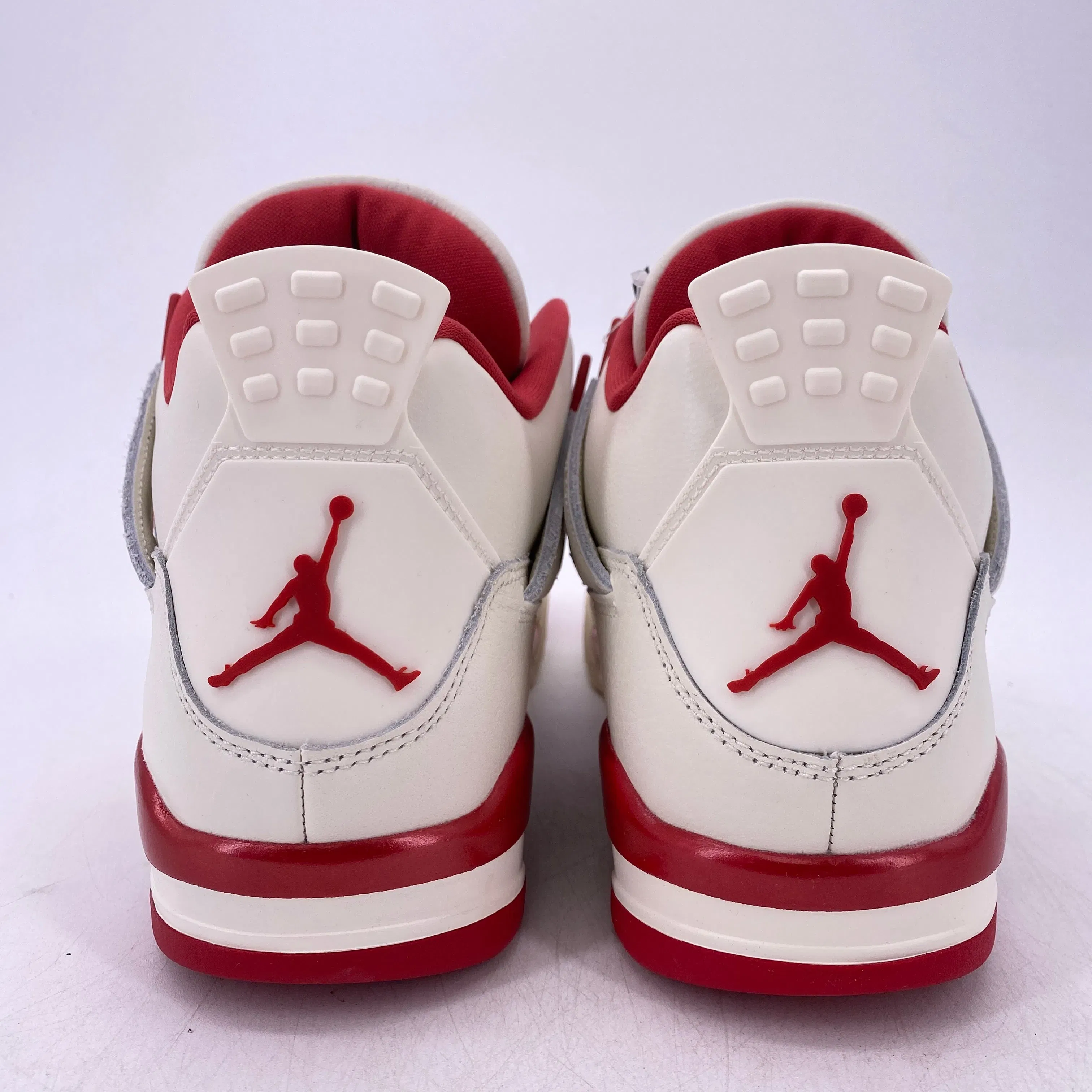 Air Jordan (W) 4 Retro "Valentines Day" 2026 New Size 12W