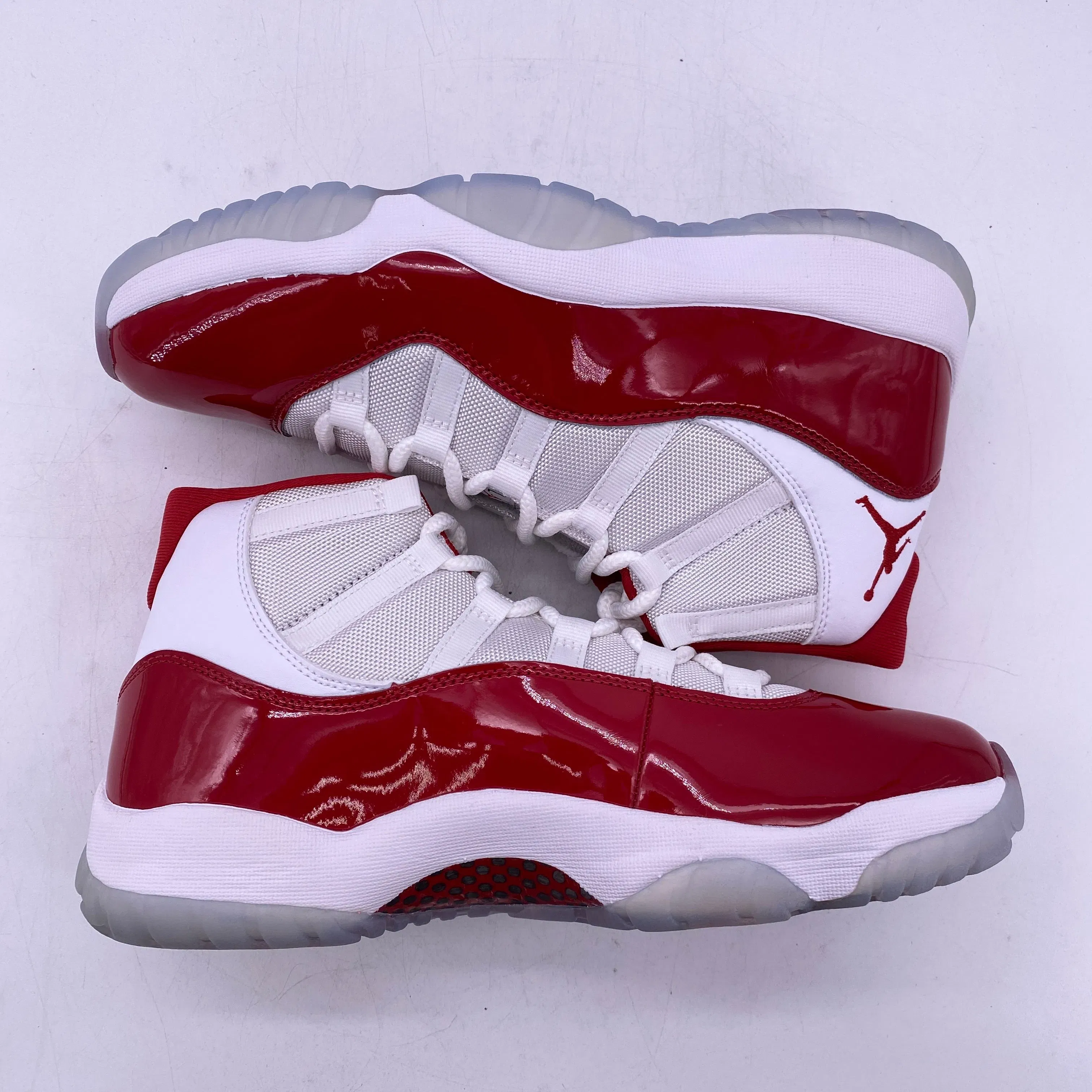 Air Jordan 11 Retro "Cherry" 2022 New Size 10.5