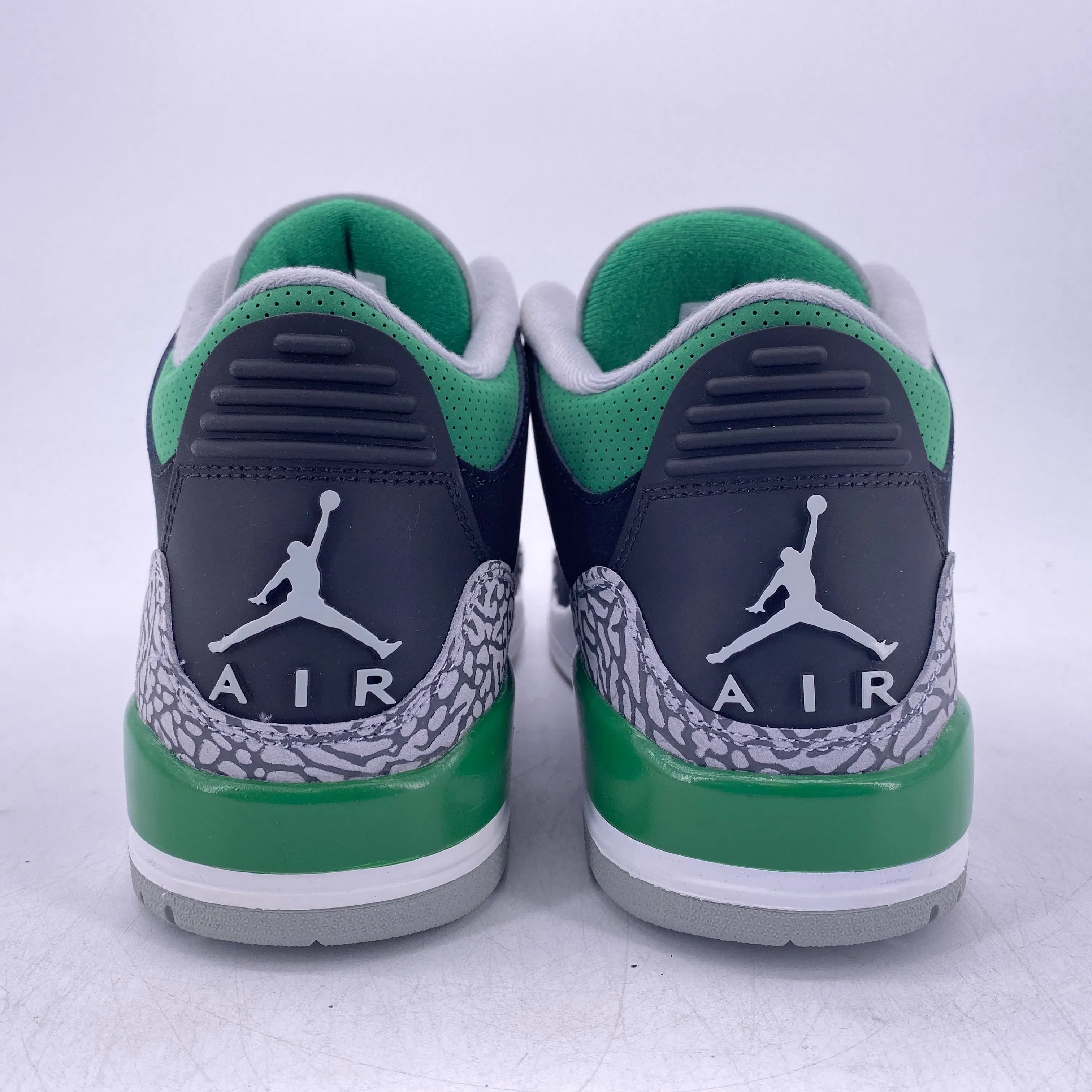 Air Jordan 3 Retro "Pine Green" 2021 New Size 10.5