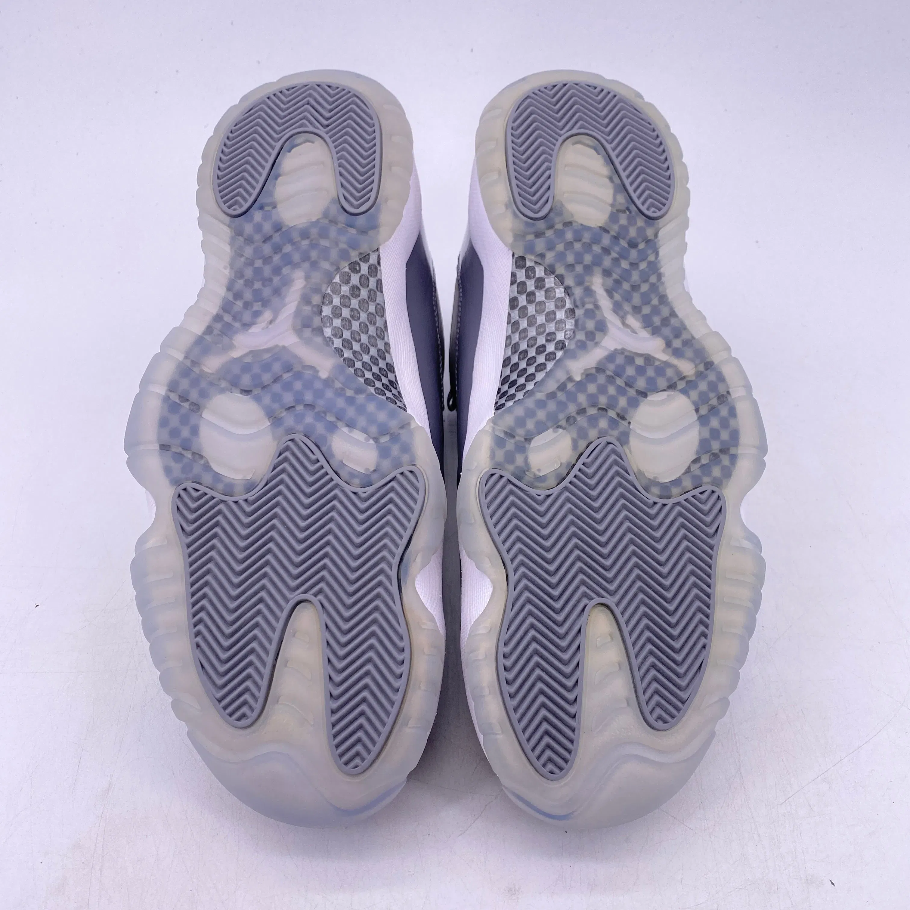Air Jordan 11 Retro Low "Cool Grey" 2018 New Size 12