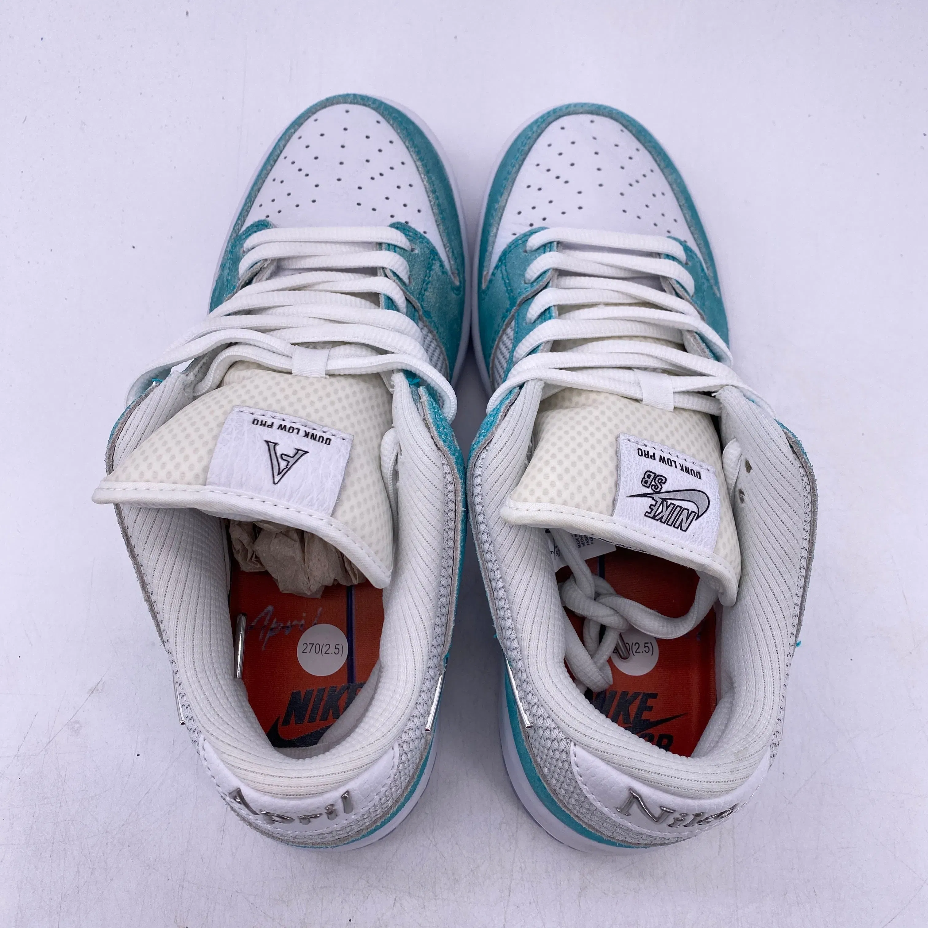 Nike SB Dunk Low "April" 2023 New Size 9
