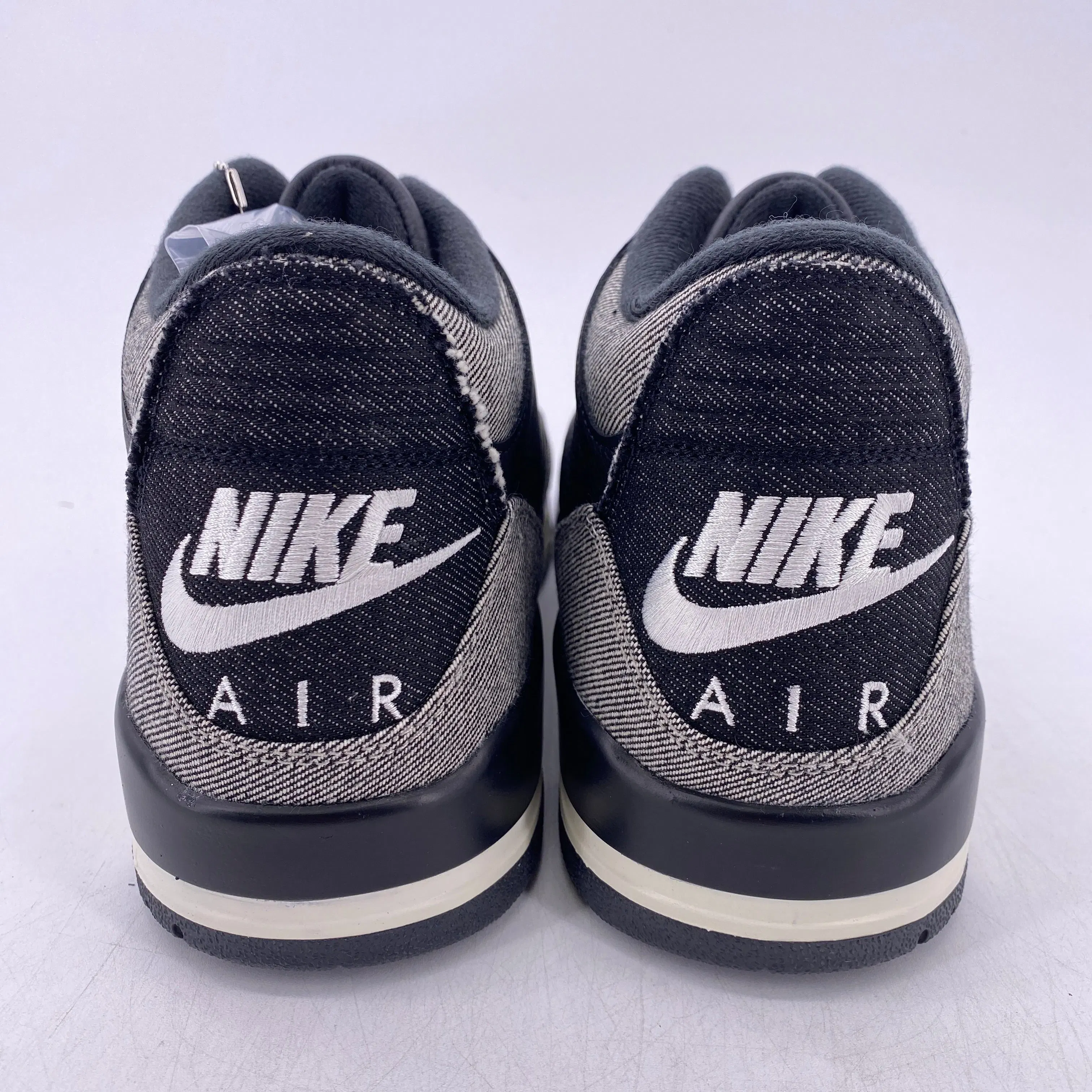 Air Jordan 3 Retro "Levis Black Denim" 2026 New Size 12
