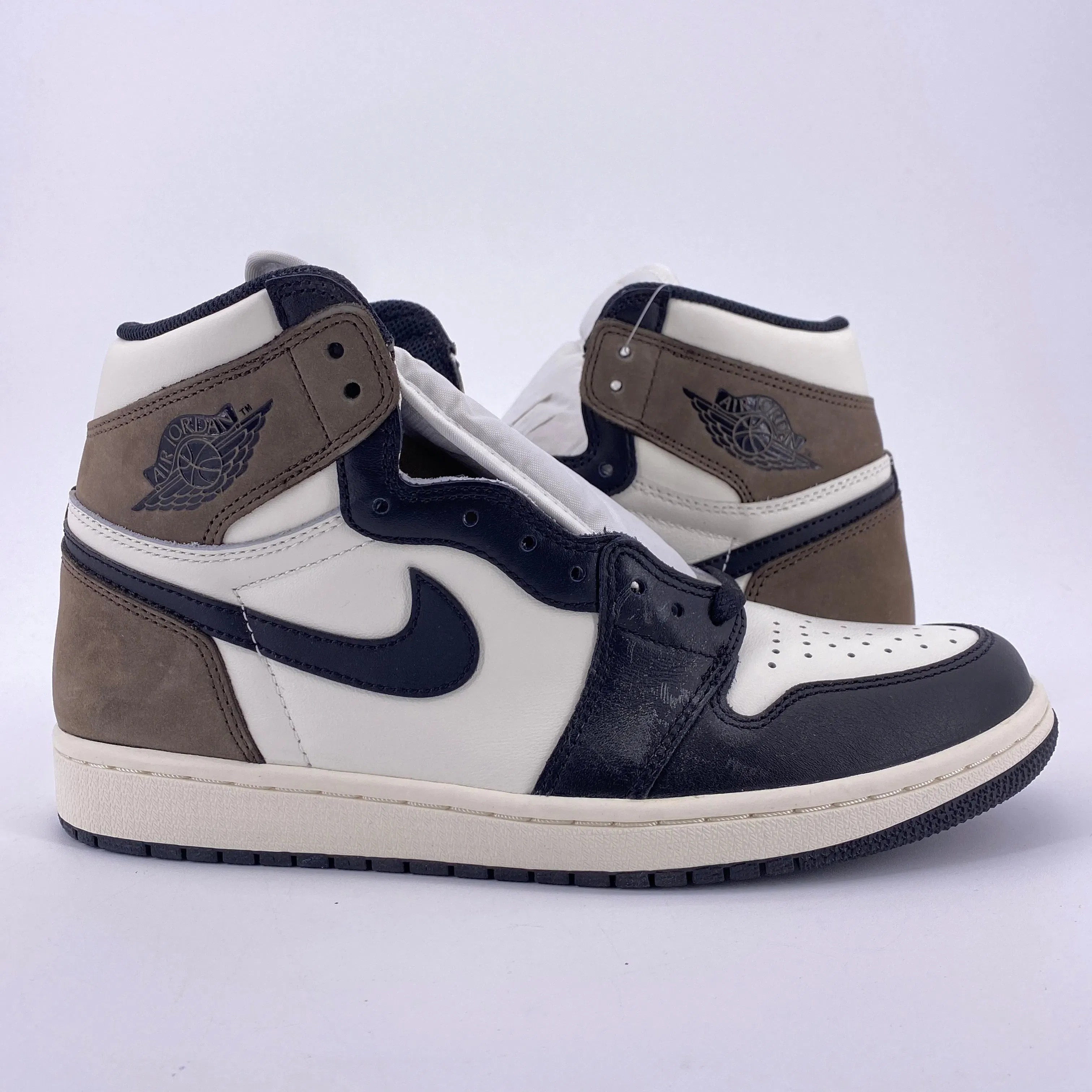 Air Jordan 1 Retro High OG "Mocha" 2020 New Size 9
