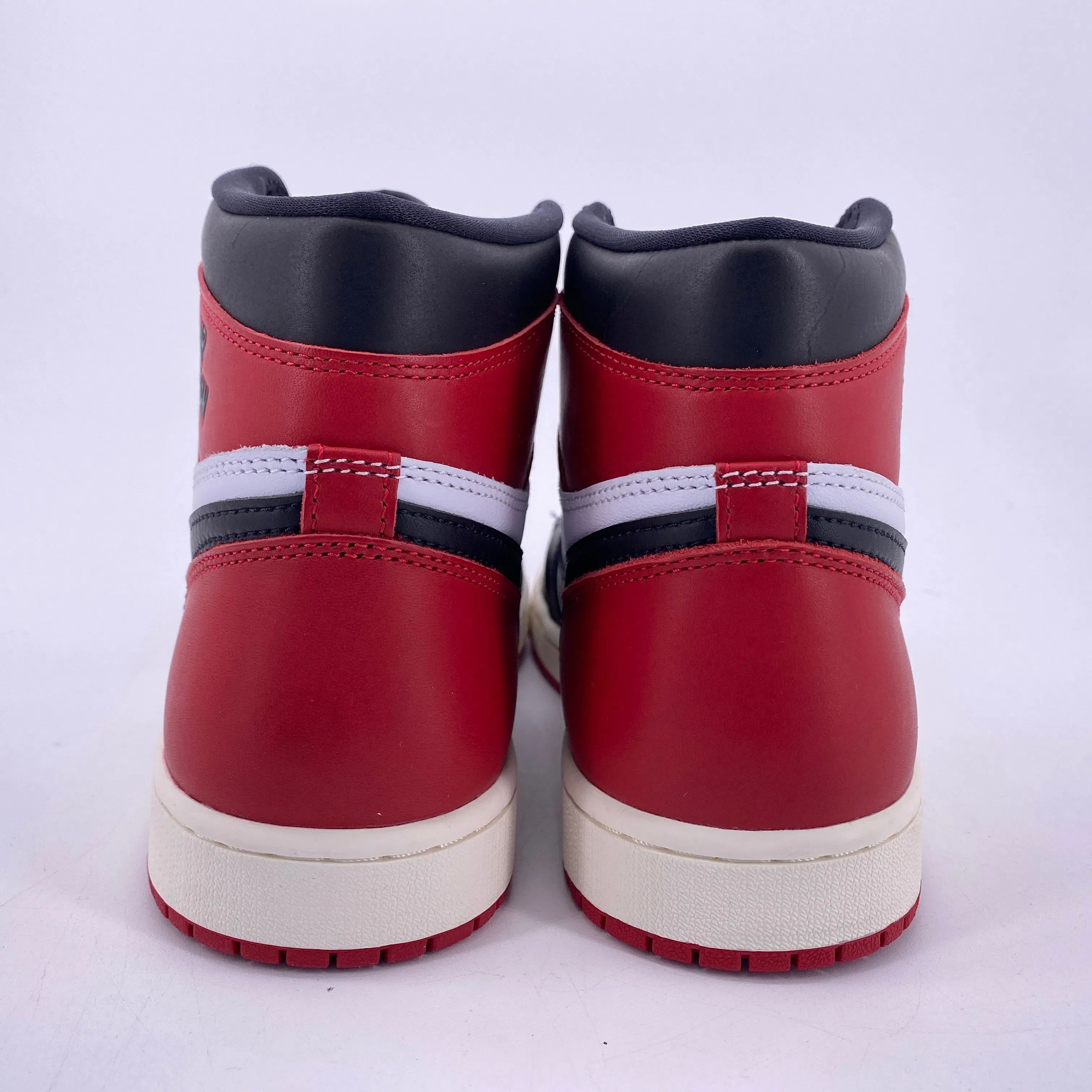 Air Jordan 1 Retro High OG "Black Toe Reimagined" 2025 New Size 10.5
