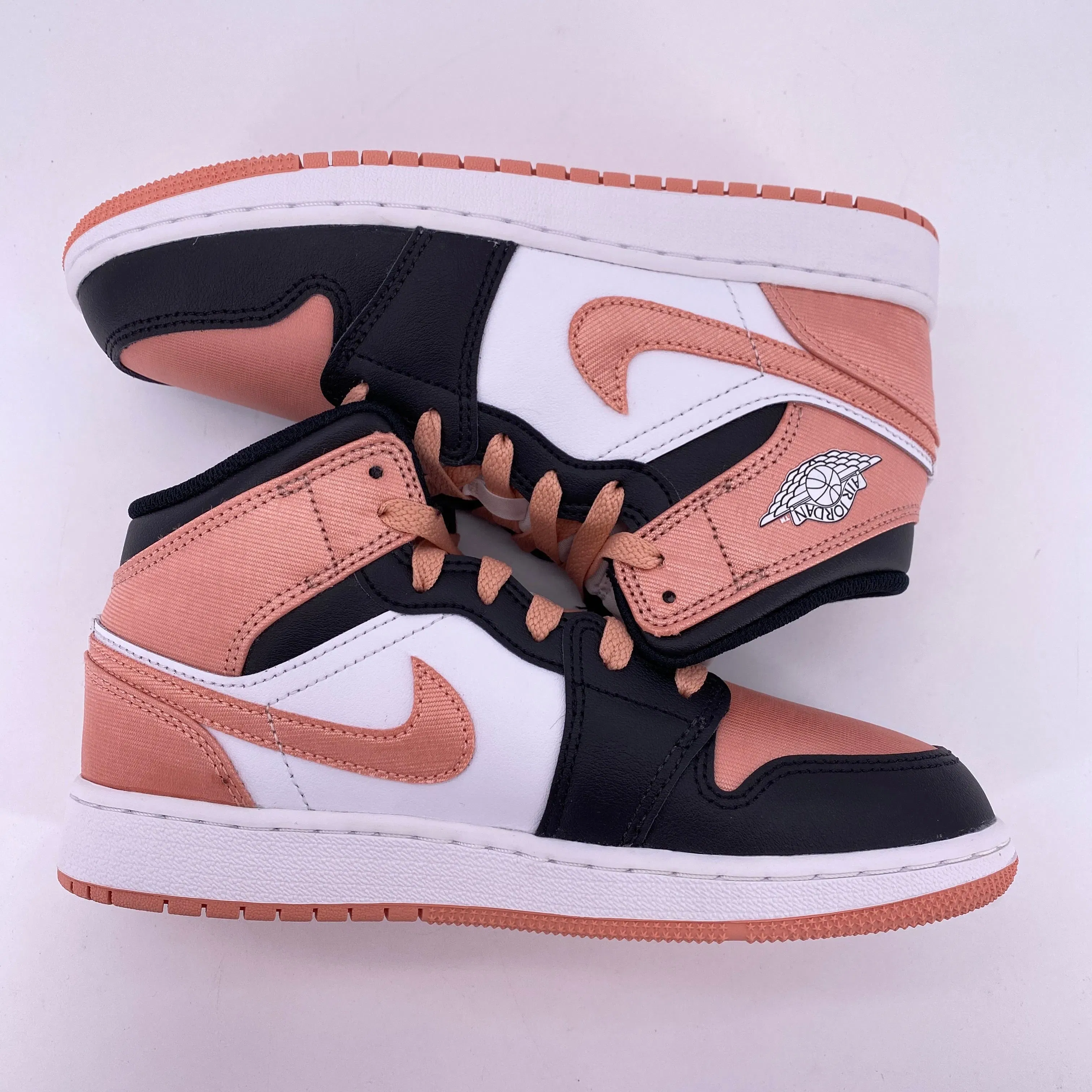 Air Jordan 1 Mid (GS) "Light Madder Root" 2022 New Size 4.5Y