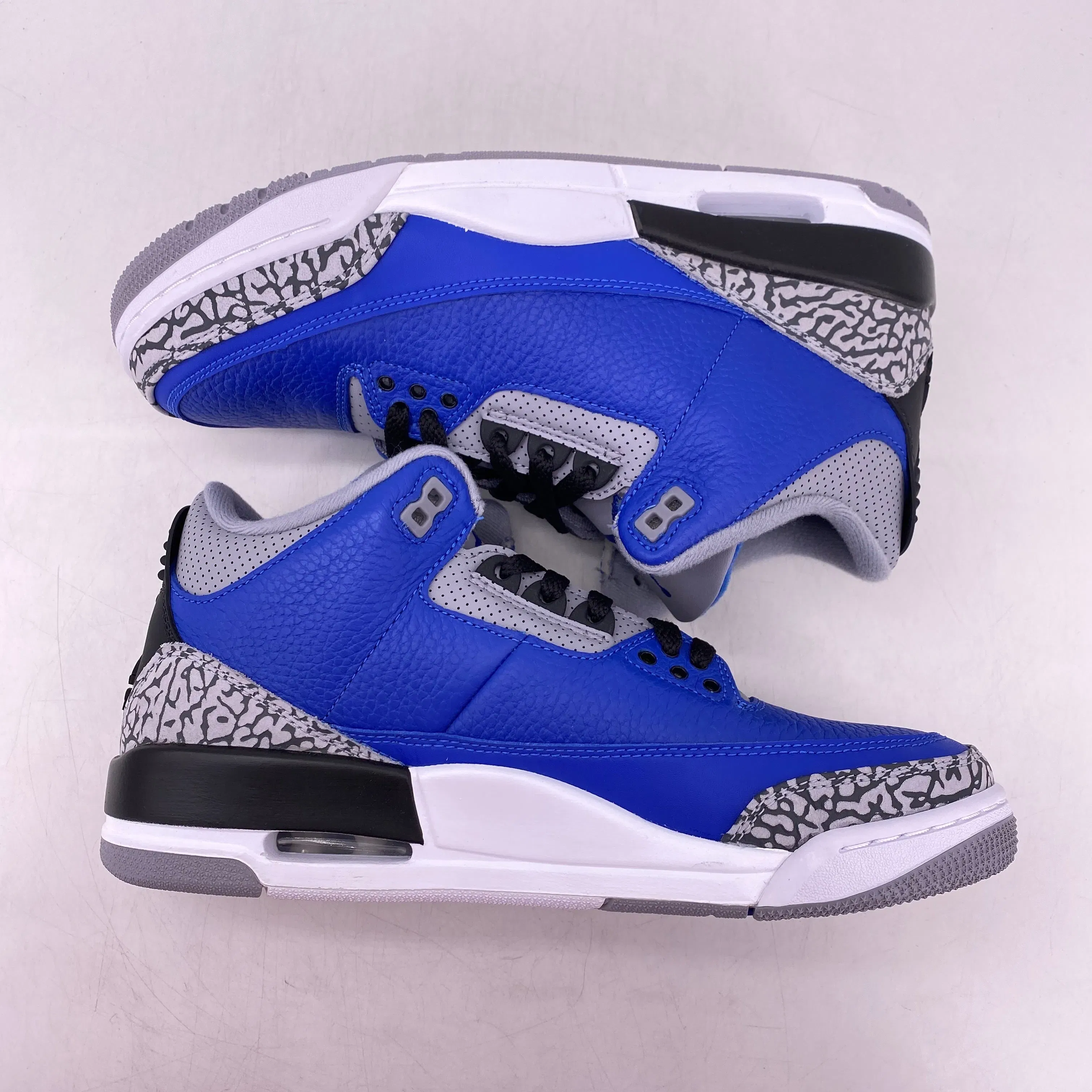 Air Jordan 3 Retro "Varsity Royal" 2020 New Size 8.5