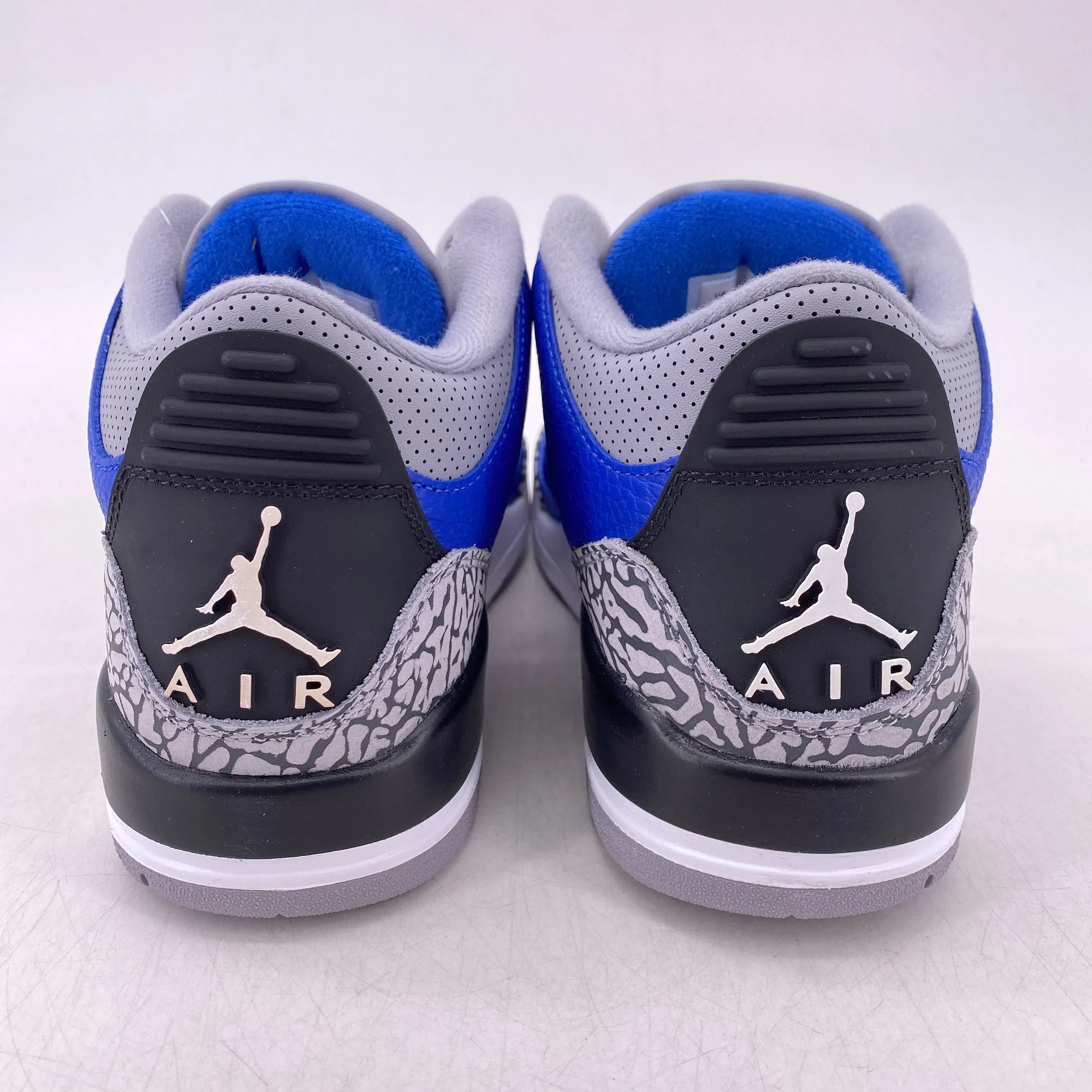 Air Jordan 3 Retro "Varsity Royal" 2020 New Size 8.5