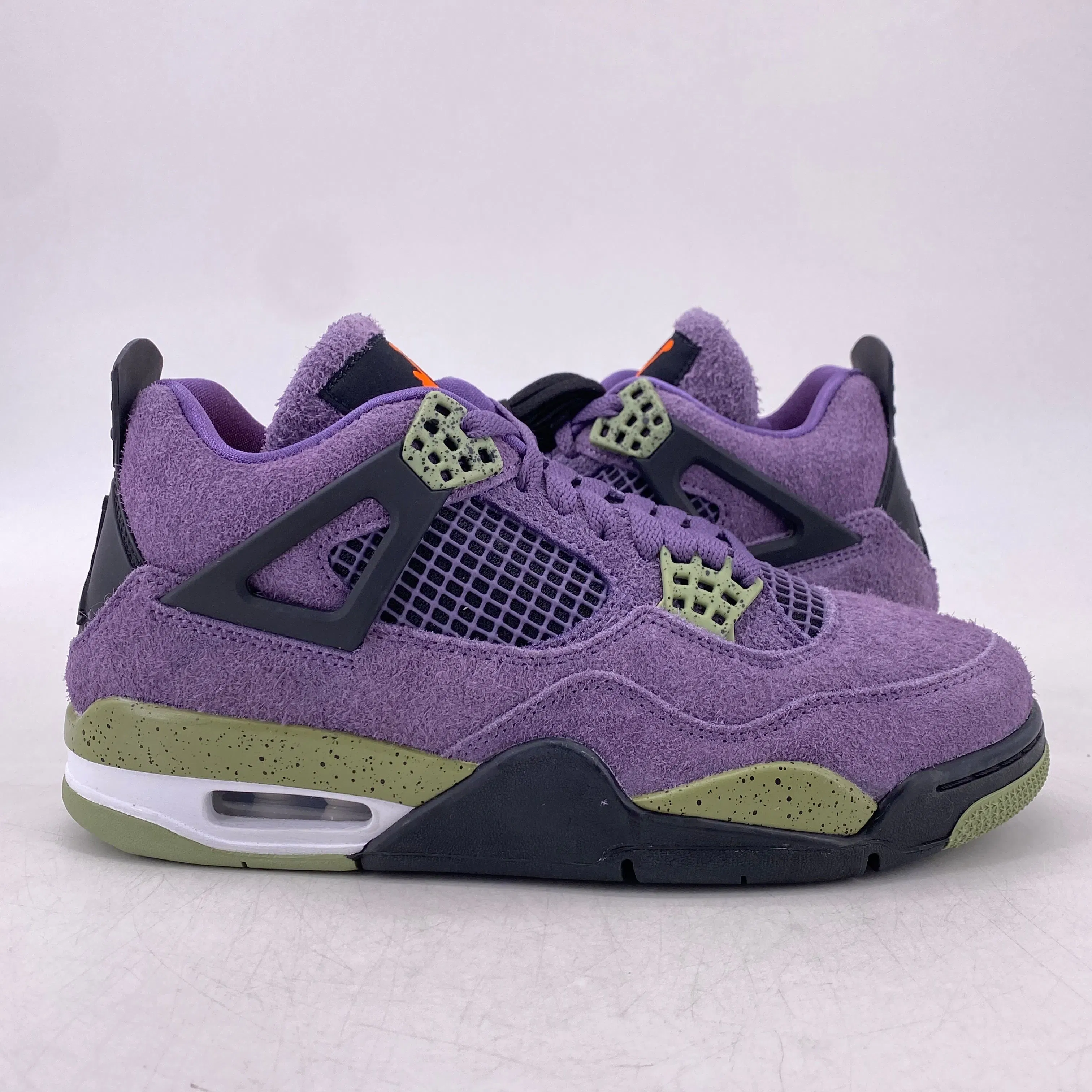 Air Jordan (W) 4 Retro "Canyon Purple" 2022 New Size 9W