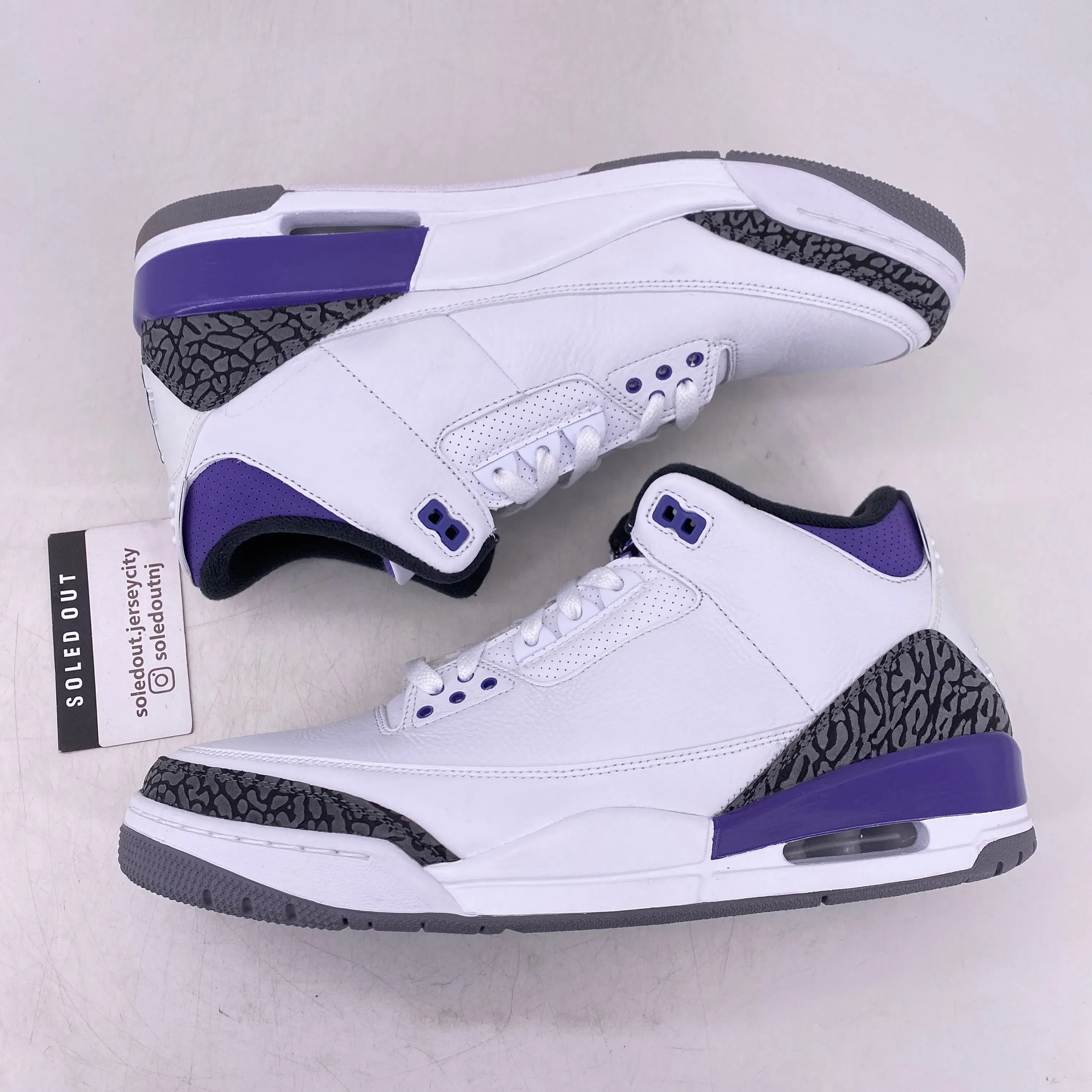 Air Jordan 3 Retro "Dark Iris" 2022 New Size 12