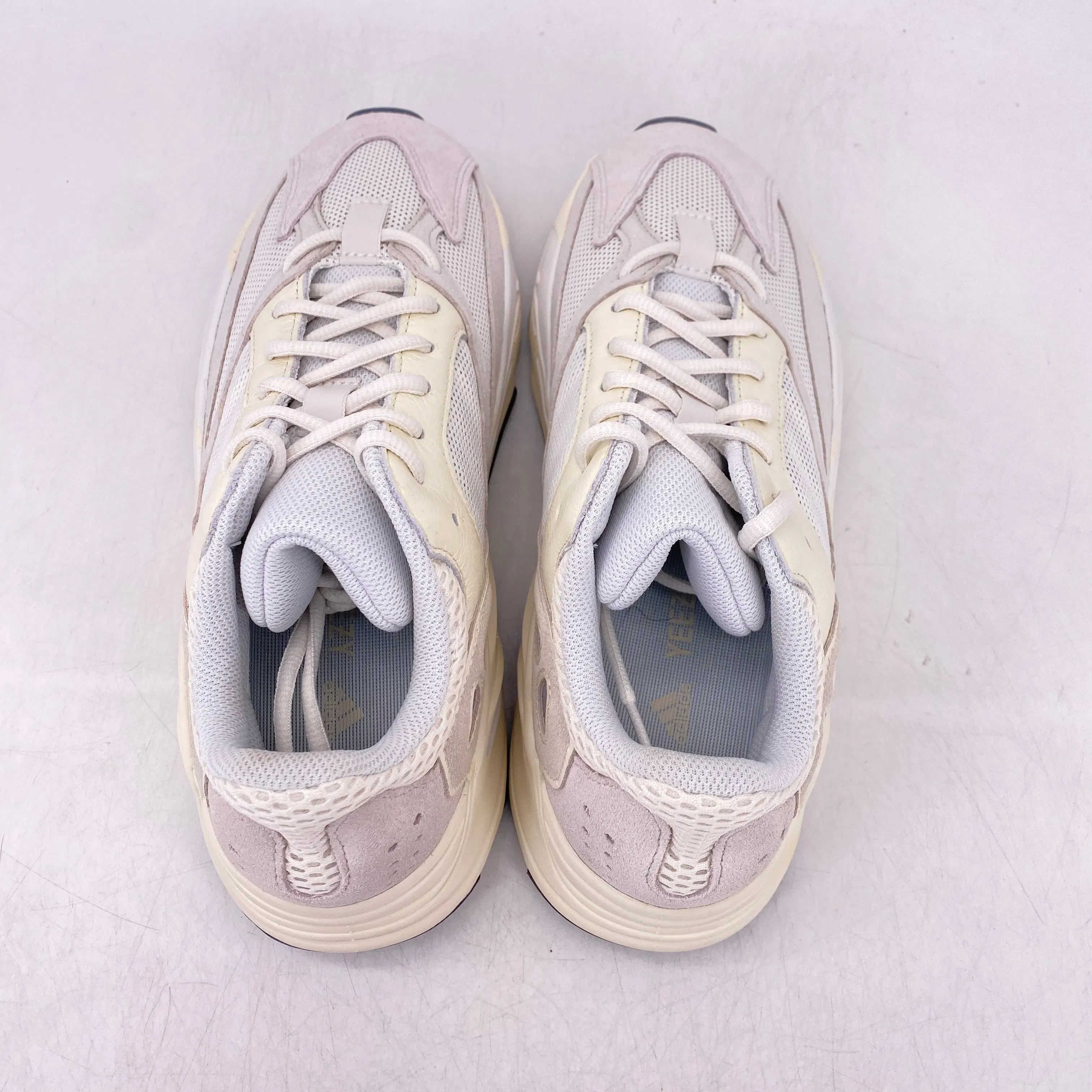 Yeezy 700 "Analog" 2019 New Size 8.5