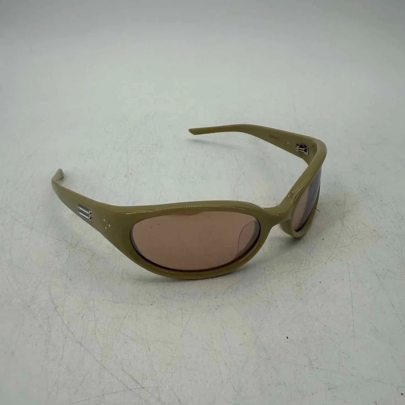 Gentle Monster Sunglasses "SAVAGE Y10" New Yellow Size OS